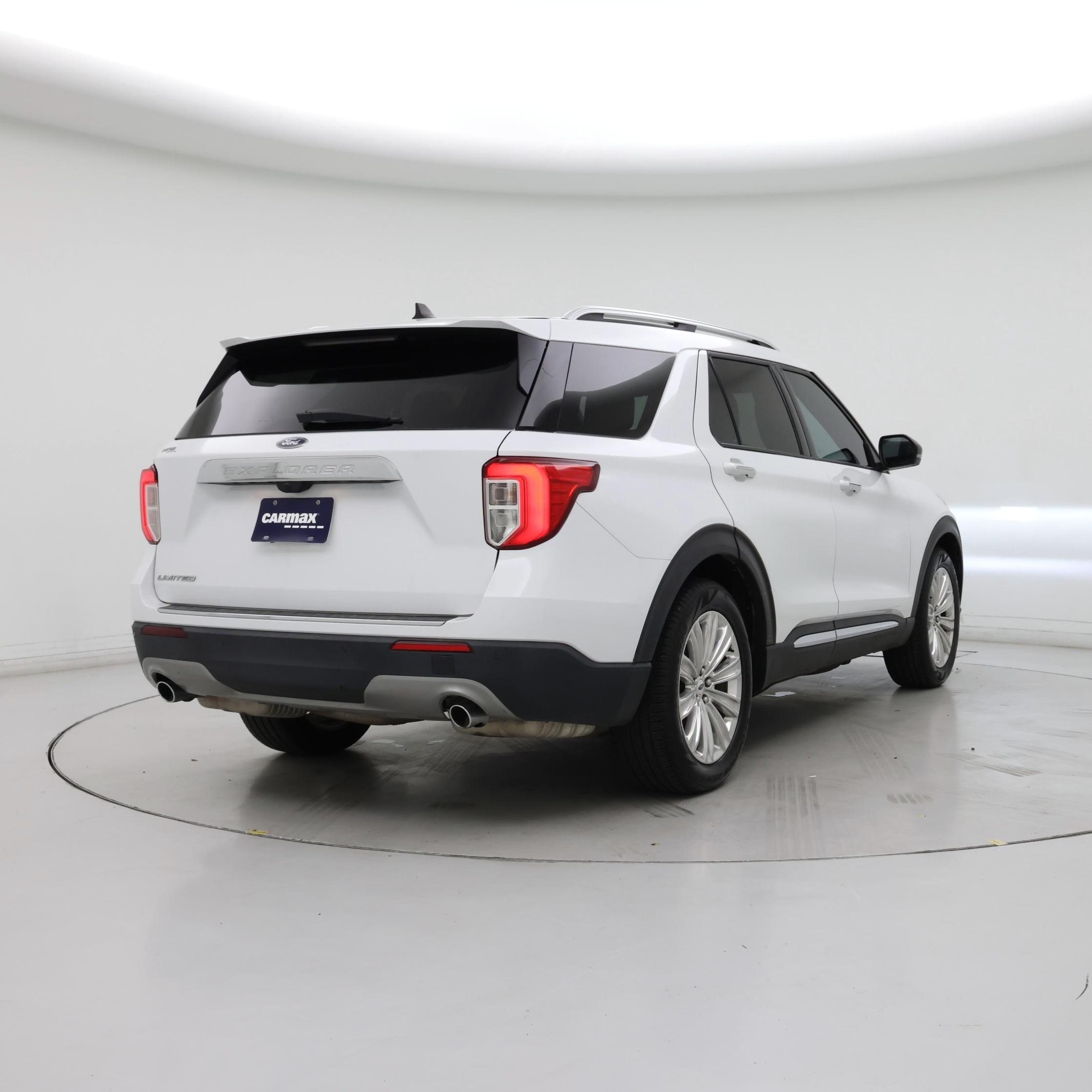 Thumbnail: 2021 Ford Explorer - 8