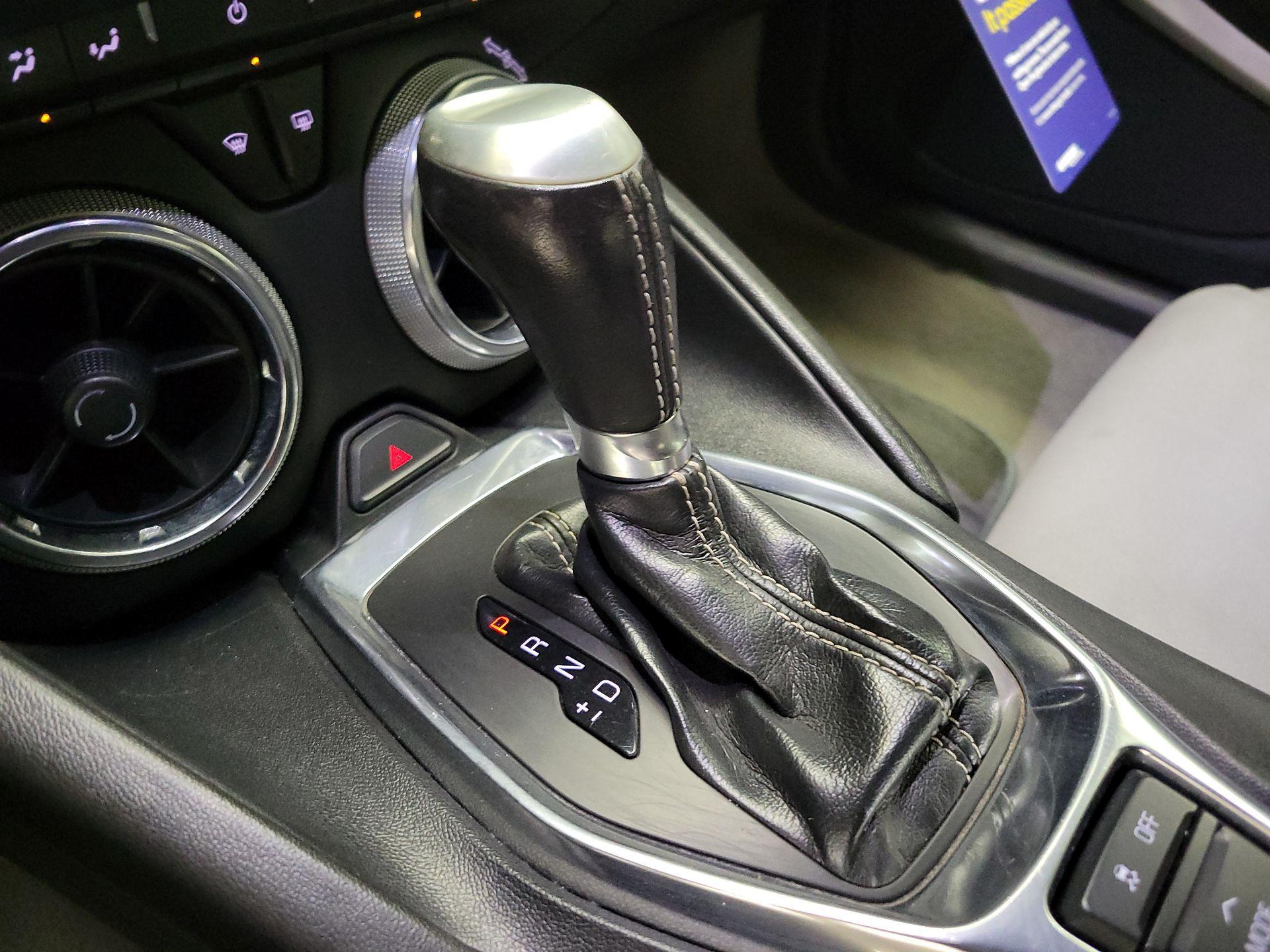 Thumbnail: 2020 Chevrolet Camaro - 17