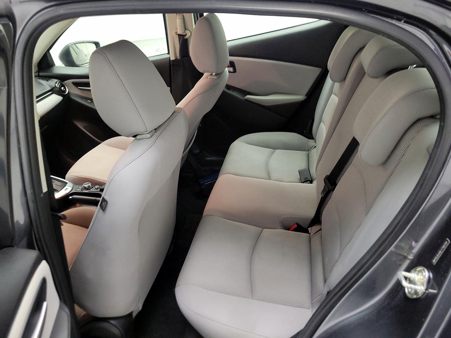 Thumbnail: 2020 Toyota Yaris - 18
