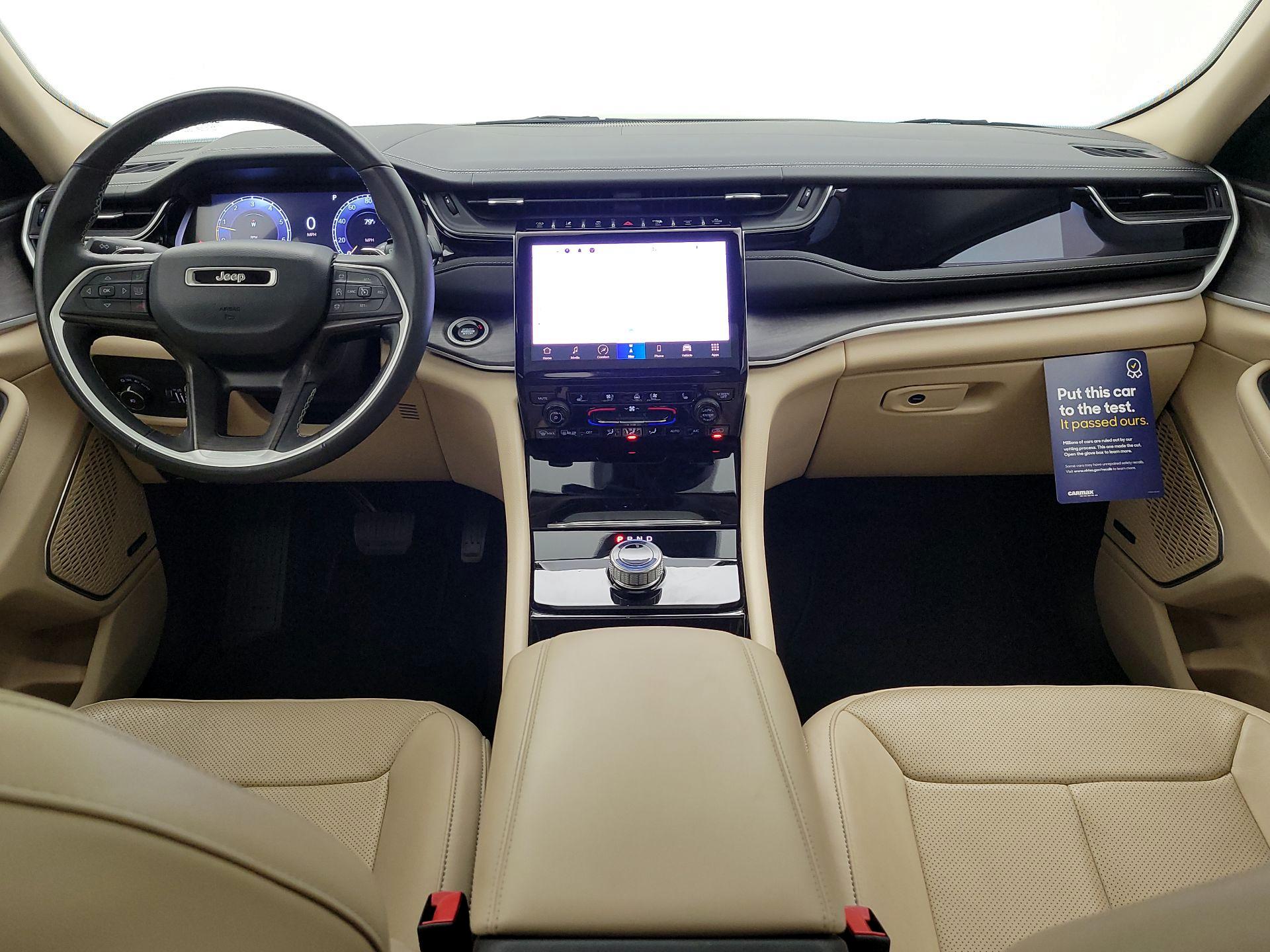 Thumbnail: 2022 Jeep Grand Cherokee - 9