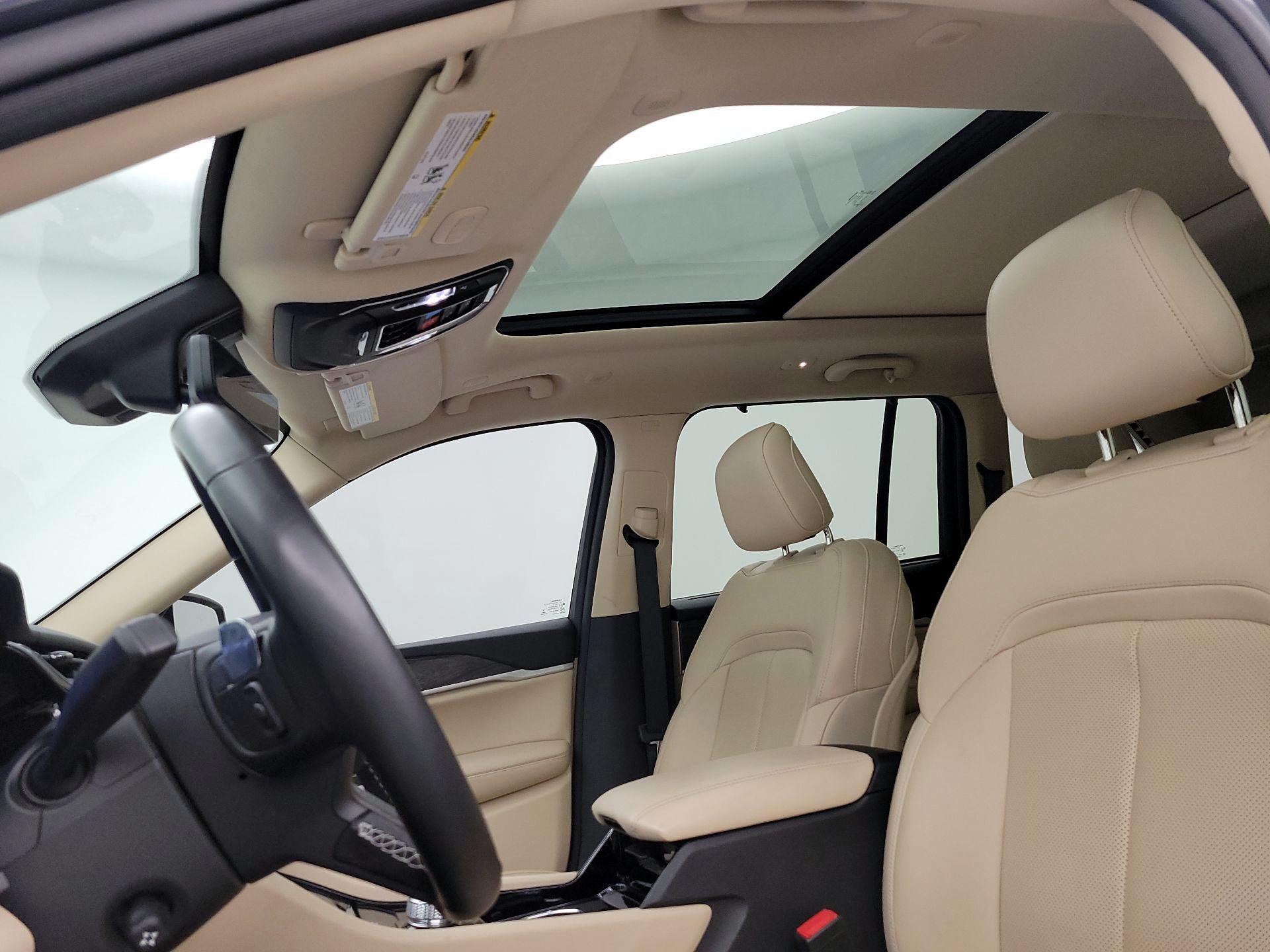 Thumbnail: 2022 Jeep Grand Cherokee - 20