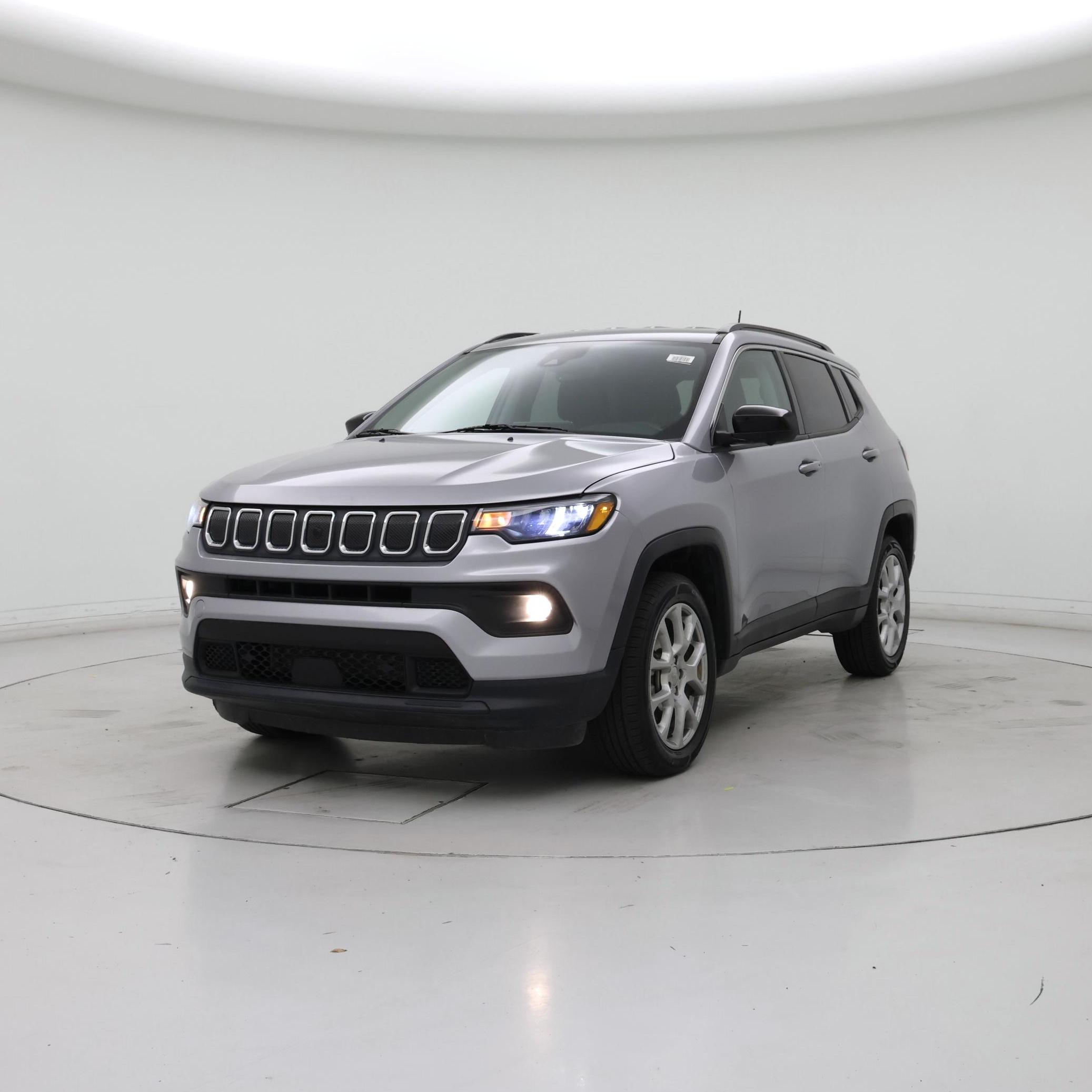 Thumbnail: 2022 Jeep Compass - 4