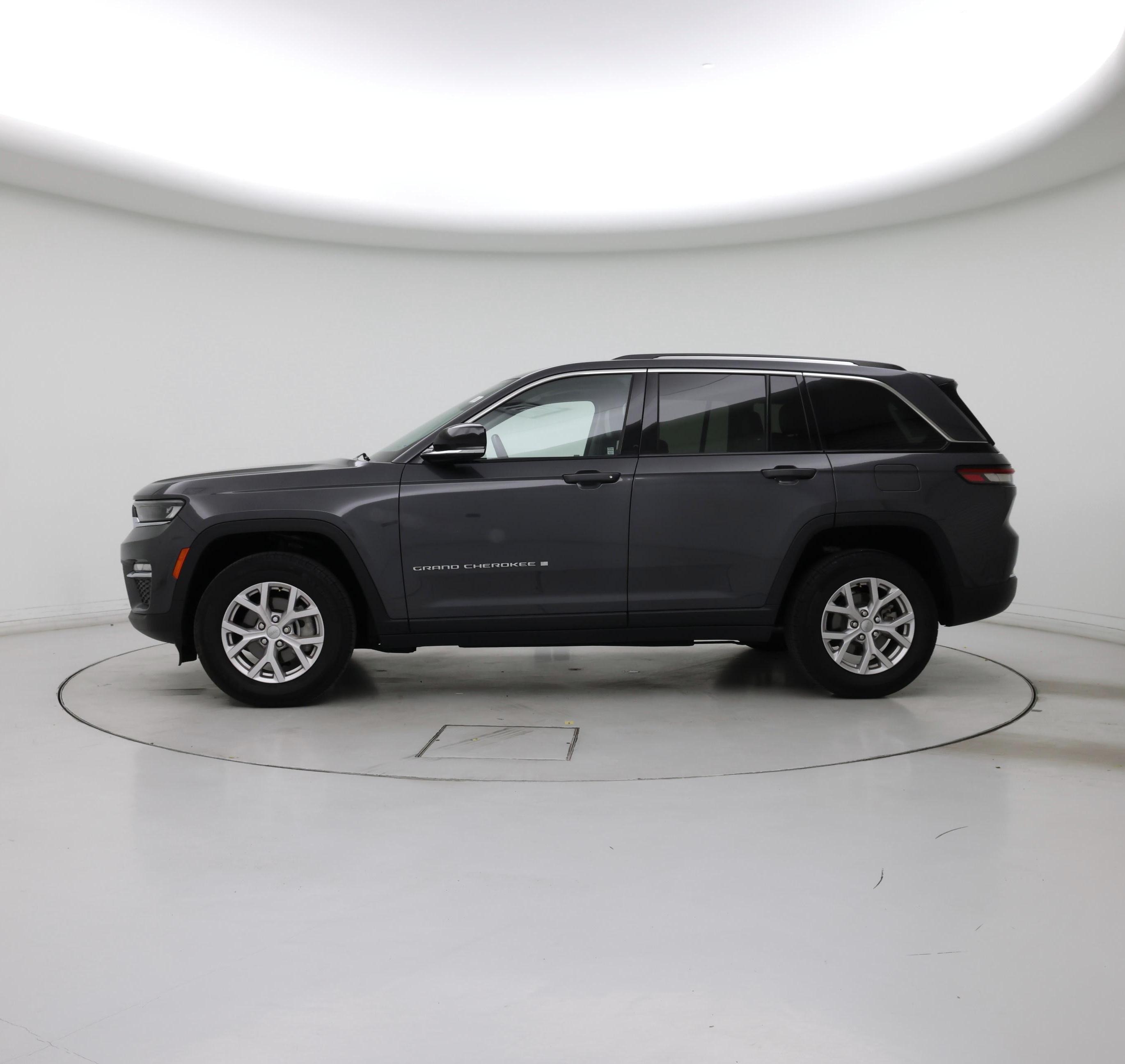 Thumbnail: 2022 Jeep Grand Cherokee - 3