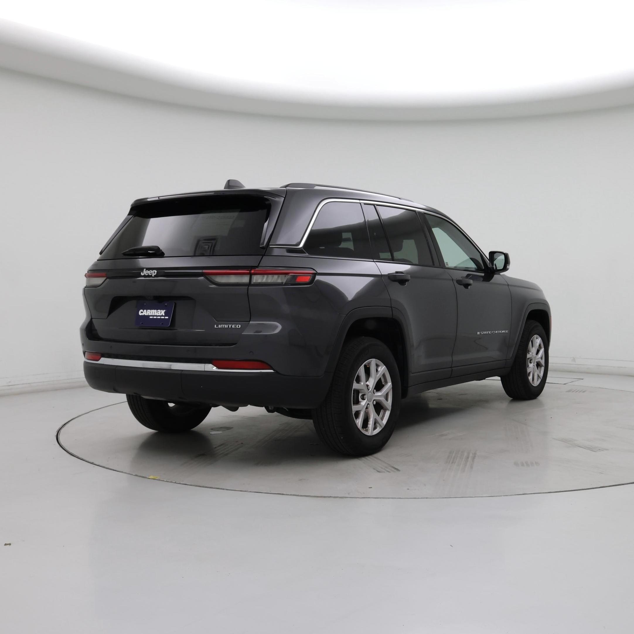 Thumbnail: 2022 Jeep Grand Cherokee - 8