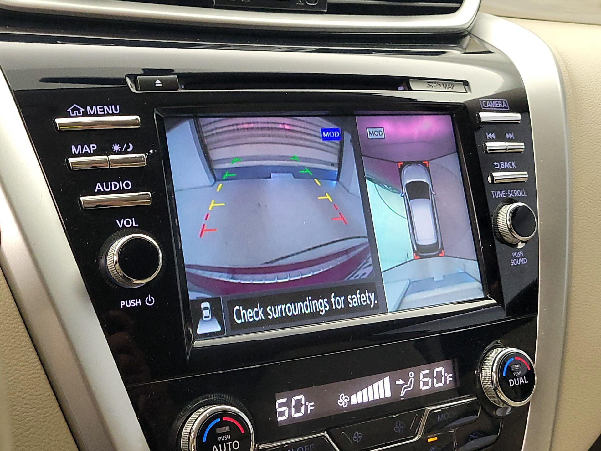 Thumbnail: 2015 Nissan Murano - 15