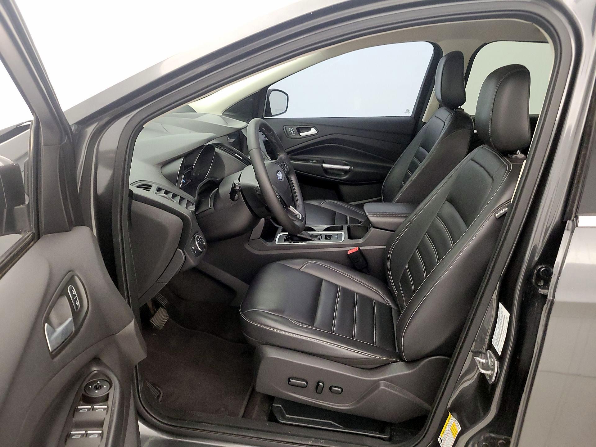 Thumbnail: 2019 Ford Escape - 11