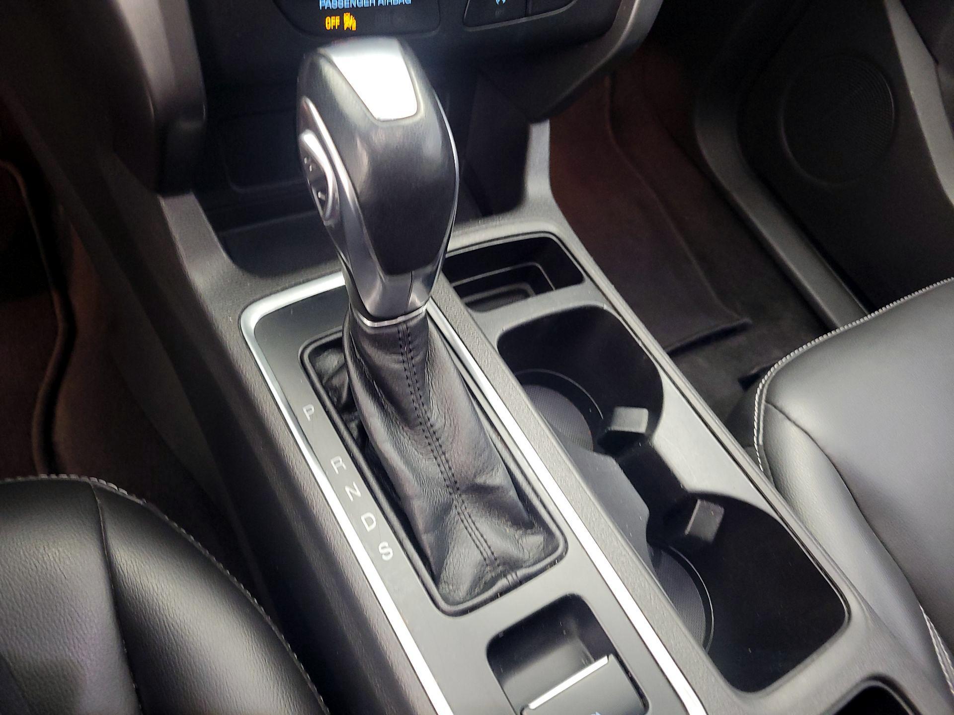 Thumbnail: 2019 Ford Escape - 17