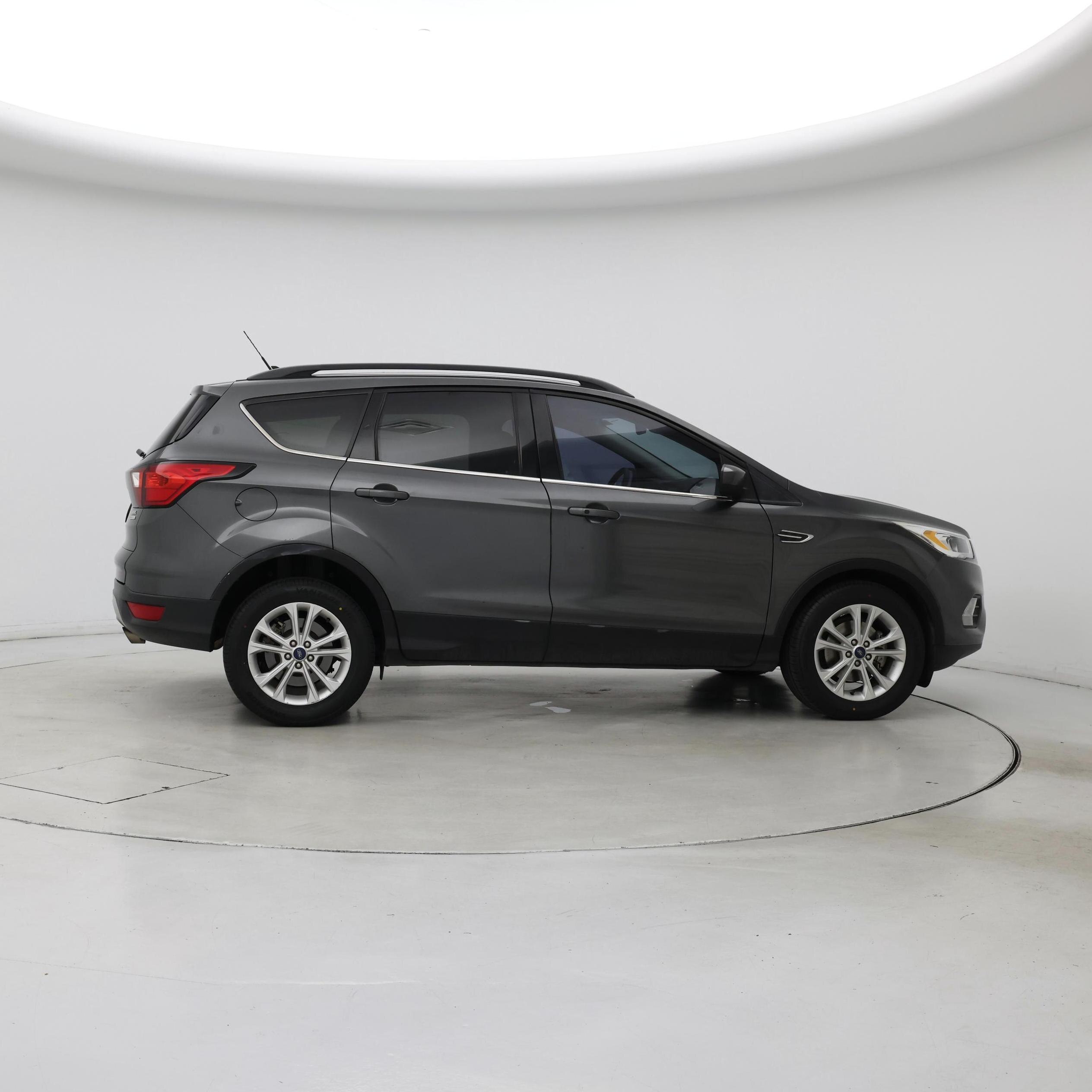 Thumbnail: 2019 Ford Escape - 7