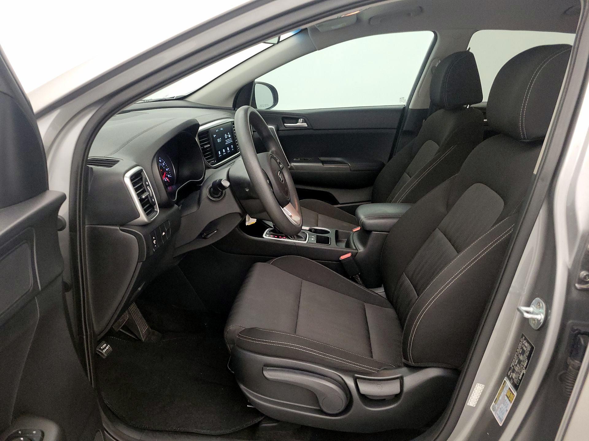 Thumbnail: 2020 Kia Sportage - 11