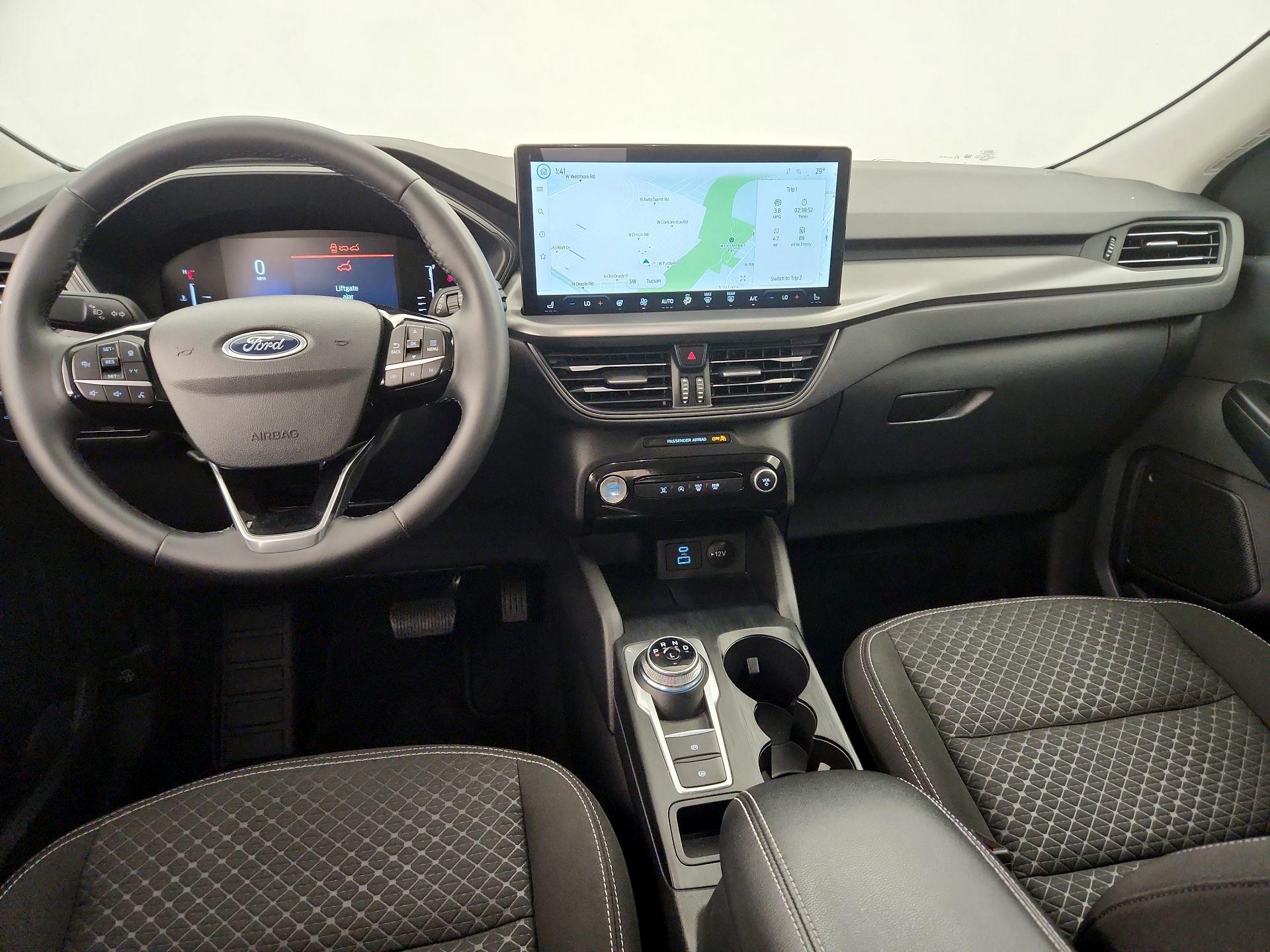 Thumbnail: 2023 Ford Escape - 9