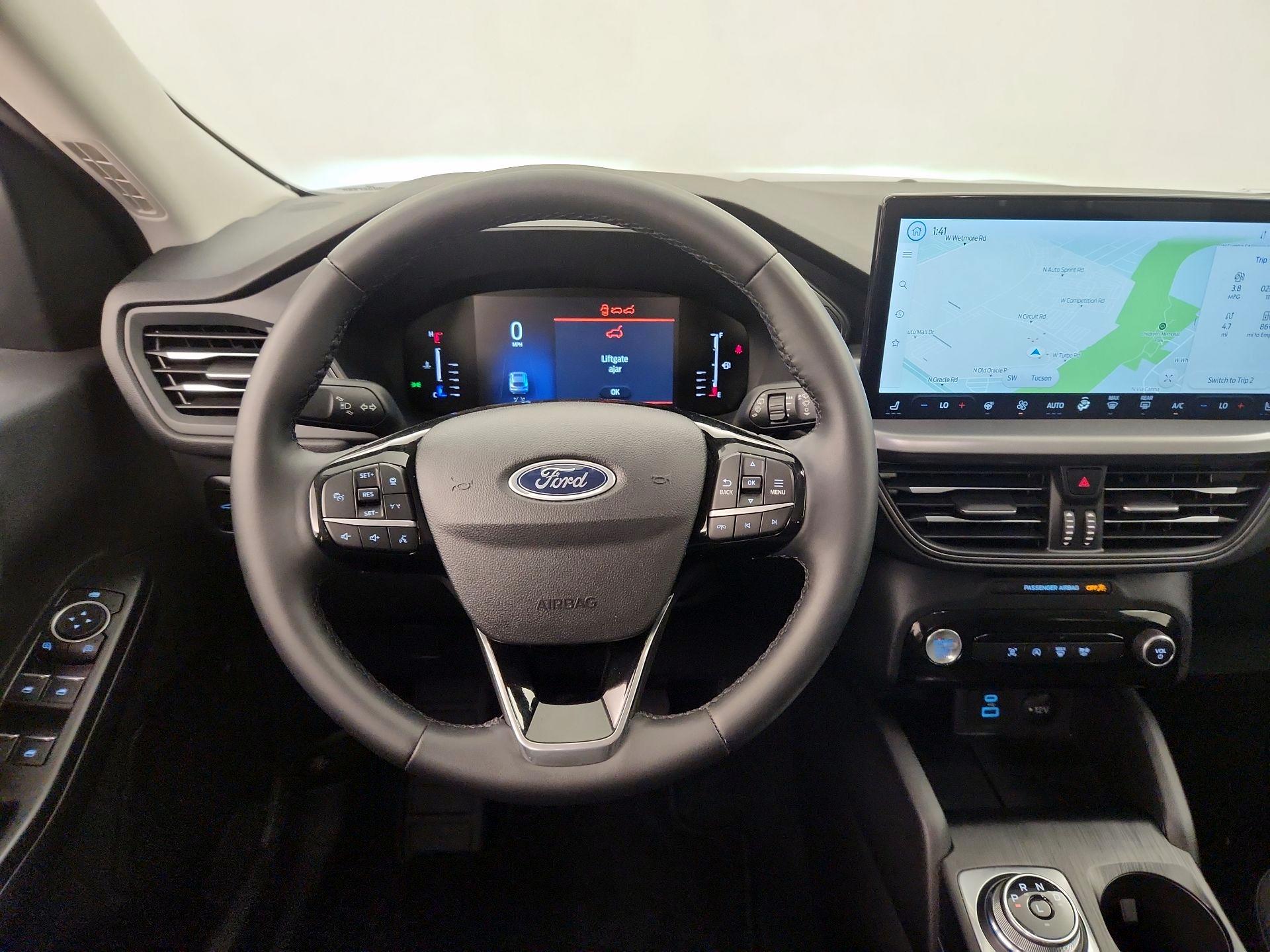 Thumbnail: 2023 Ford Escape - 10