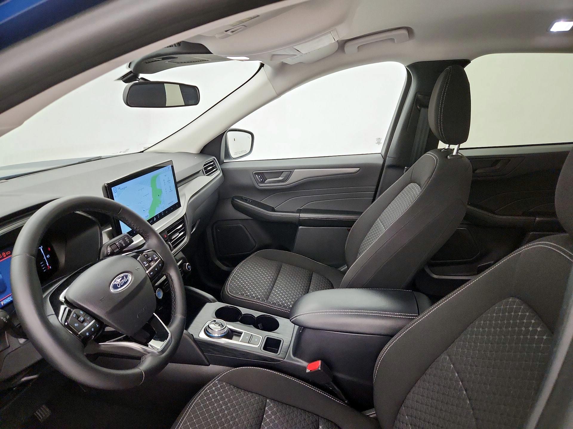 Thumbnail: 2023 Ford Escape - 11