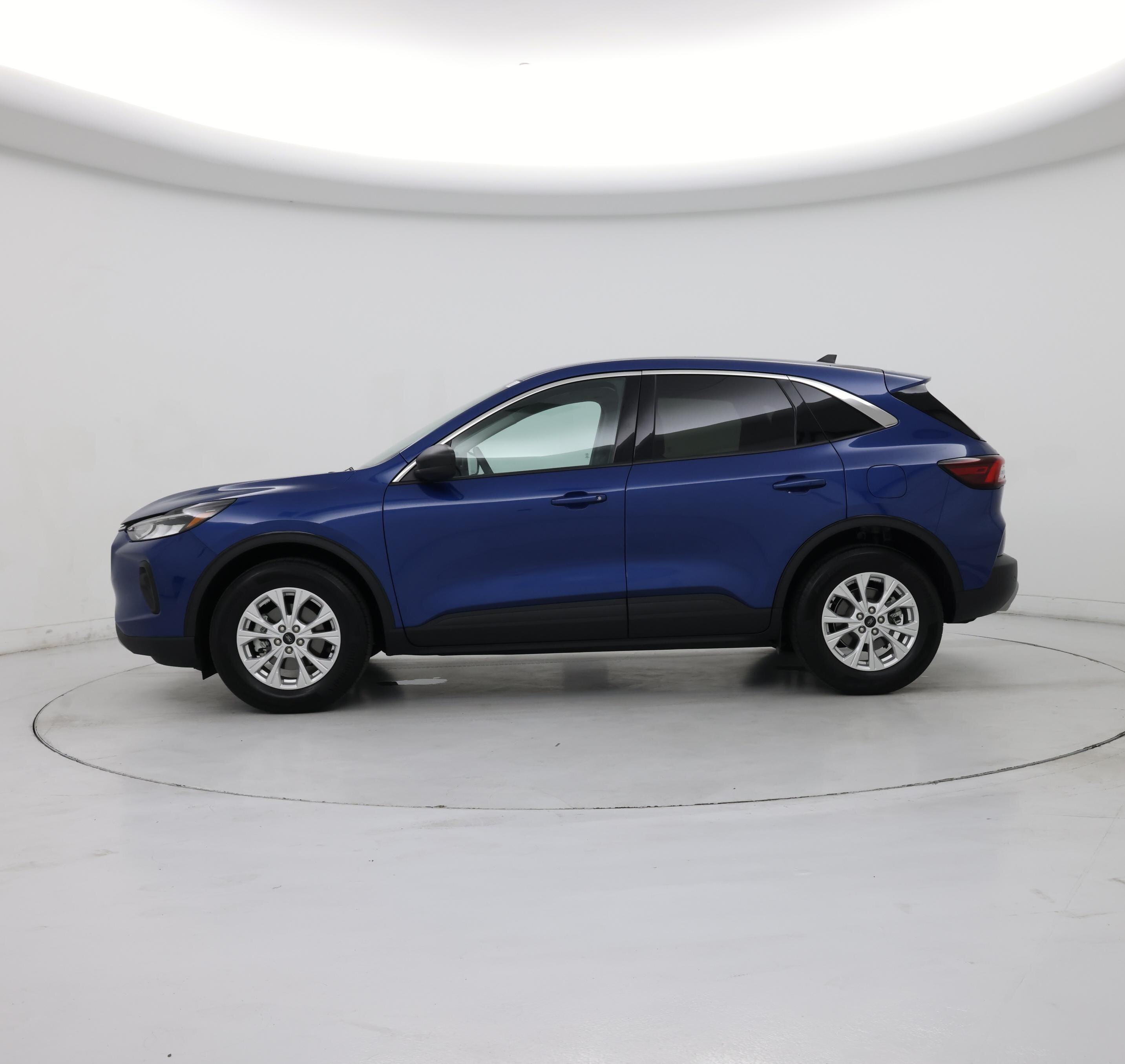 Thumbnail: 2023 Ford Escape - 3