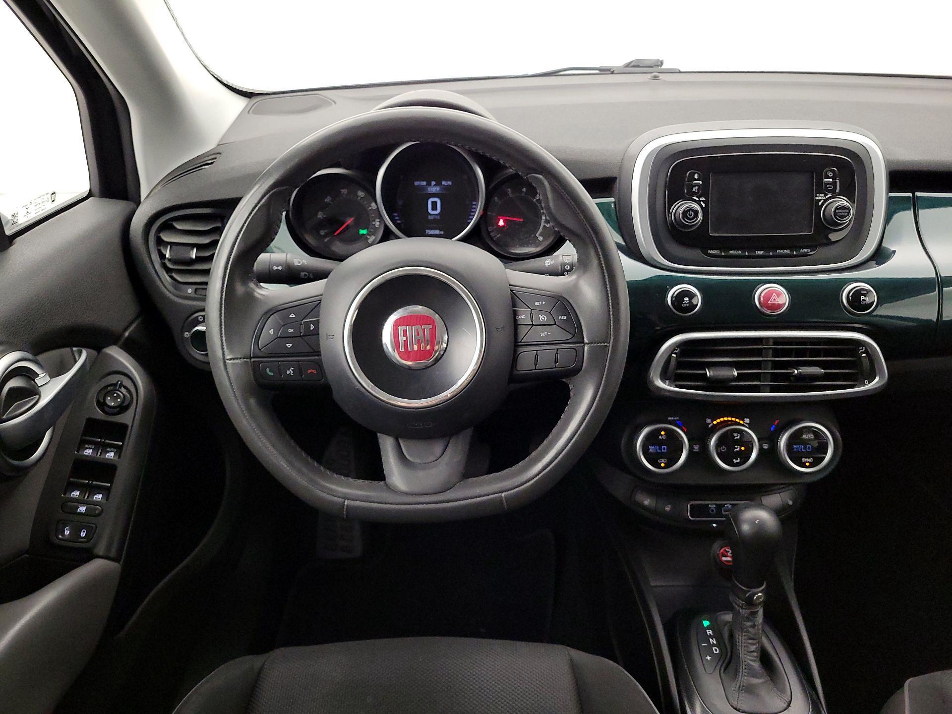 Thumbnail: 2016 Fiat 500X - 10