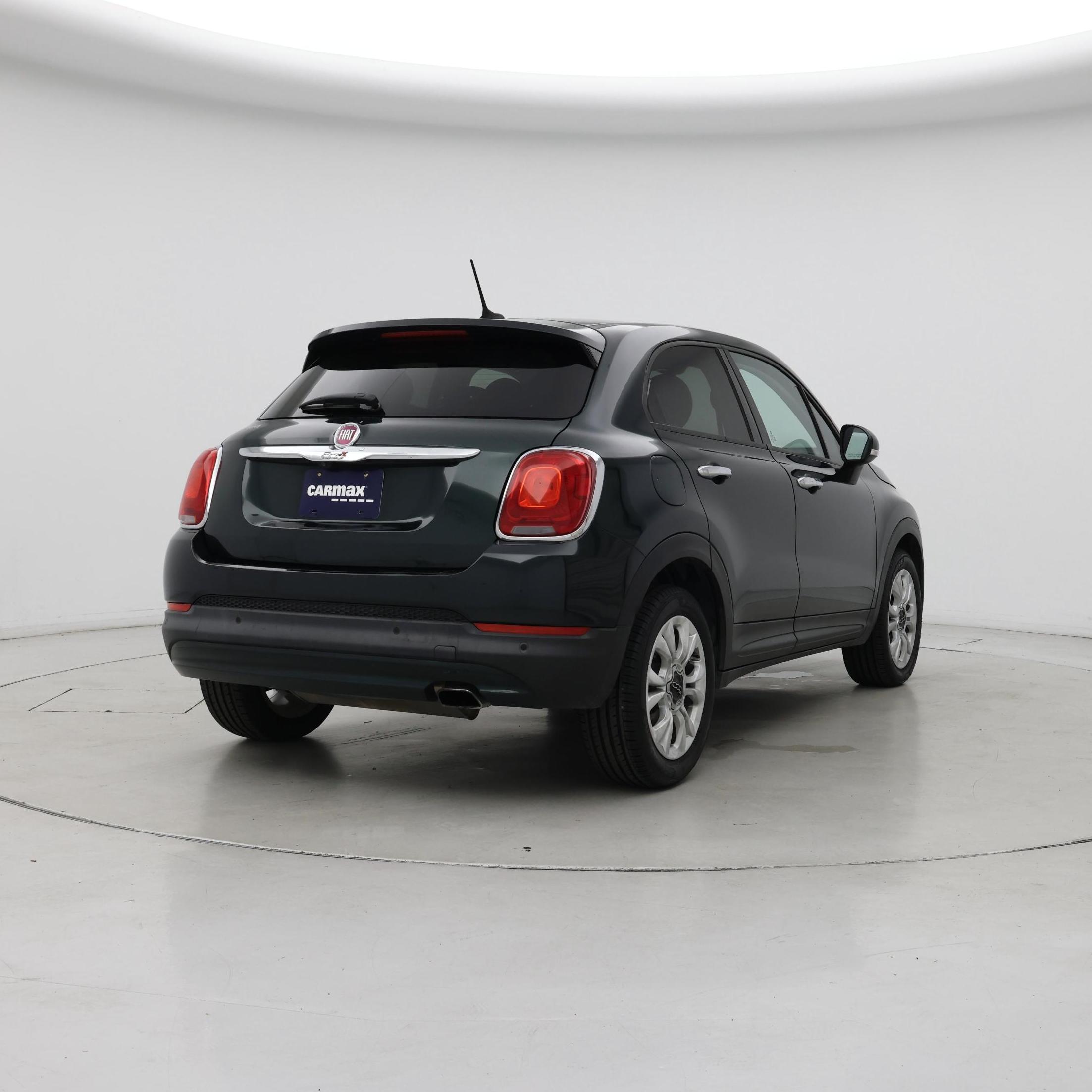 Thumbnail: 2016 Fiat 500X - 8