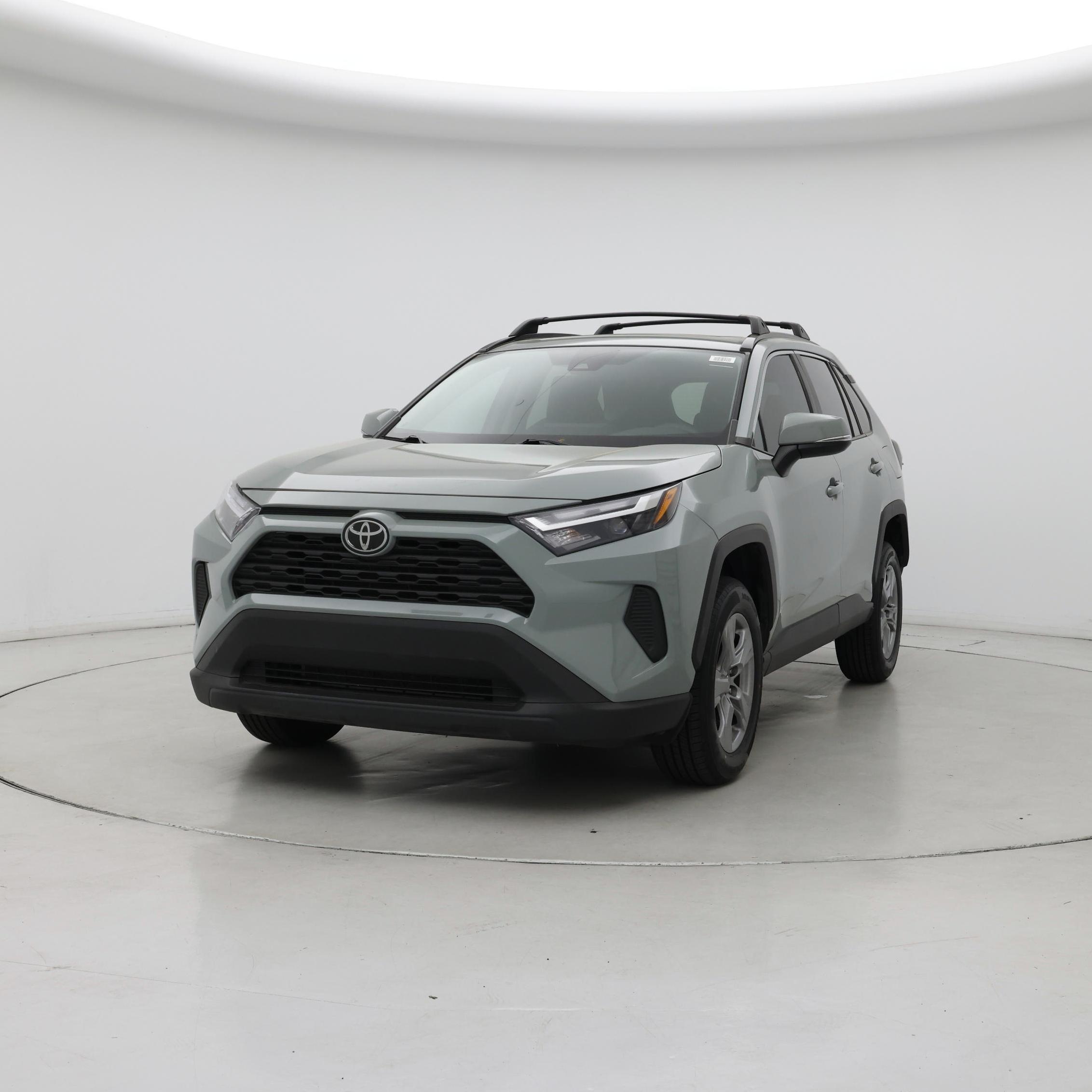 Thumbnail: 2022 Toyota RAV4 - 4