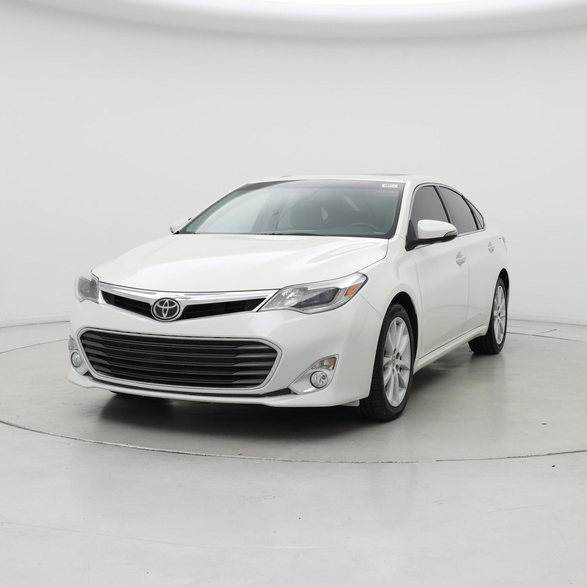 Thumbnail: 2013 Toyota Avalon - 4