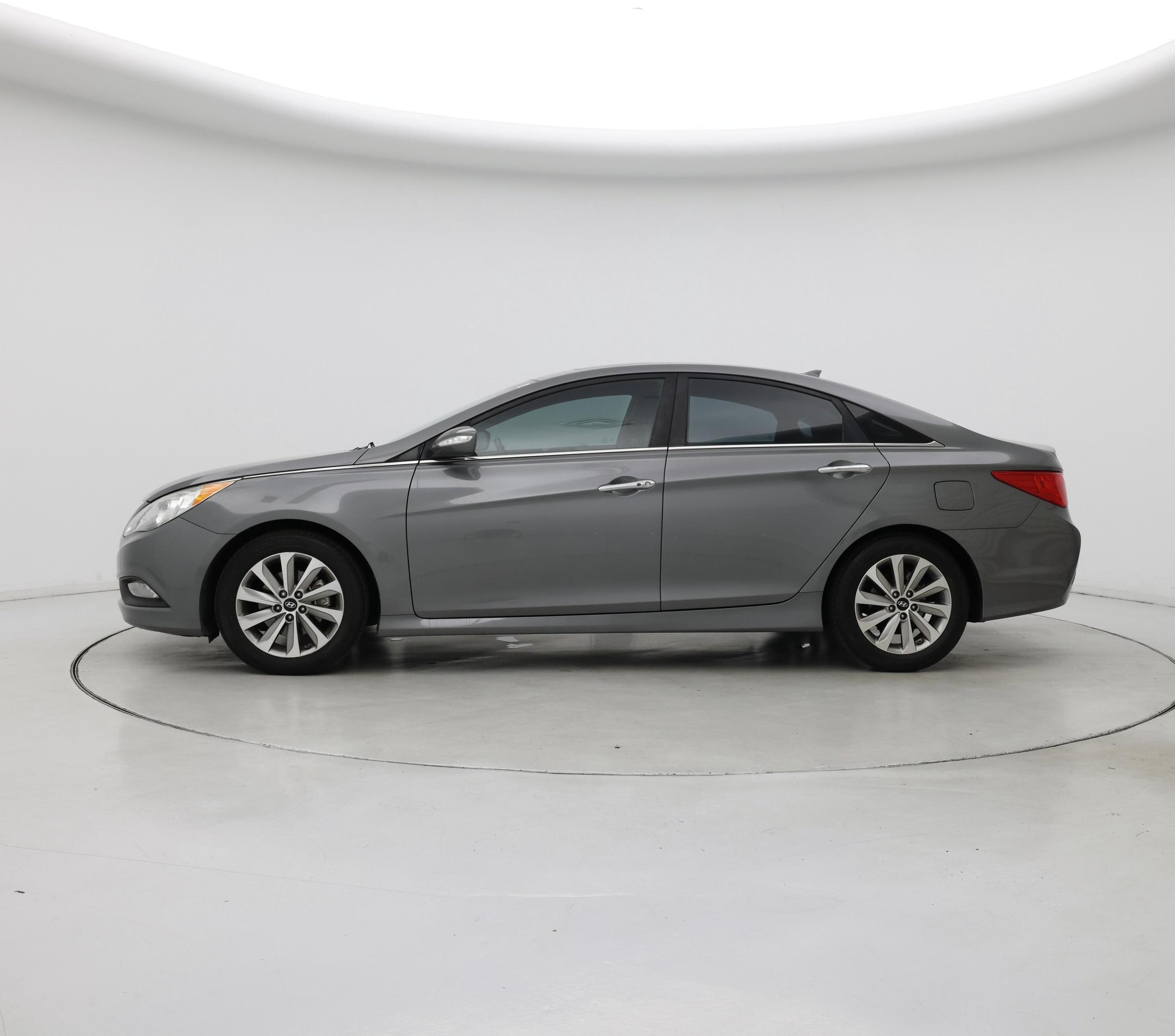 Thumbnail: 2014 Hyundai Sonata - 3