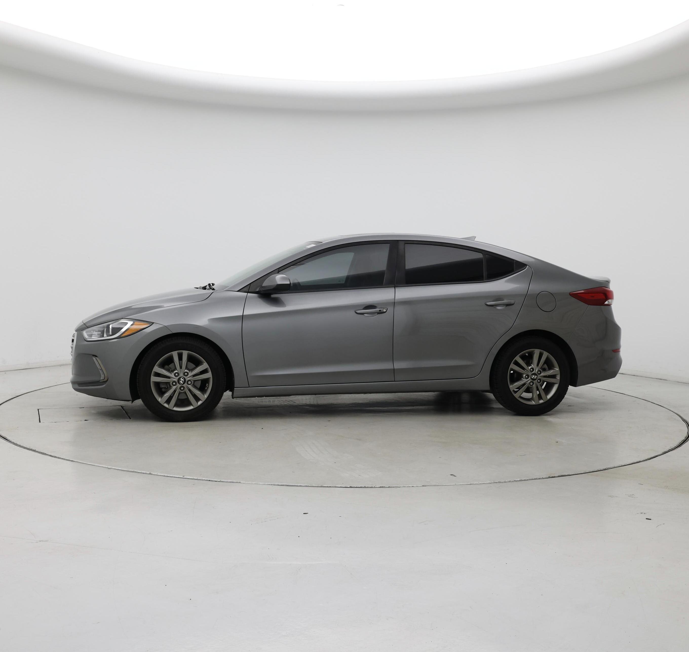 Thumbnail: 2018 Hyundai Elantra - 3