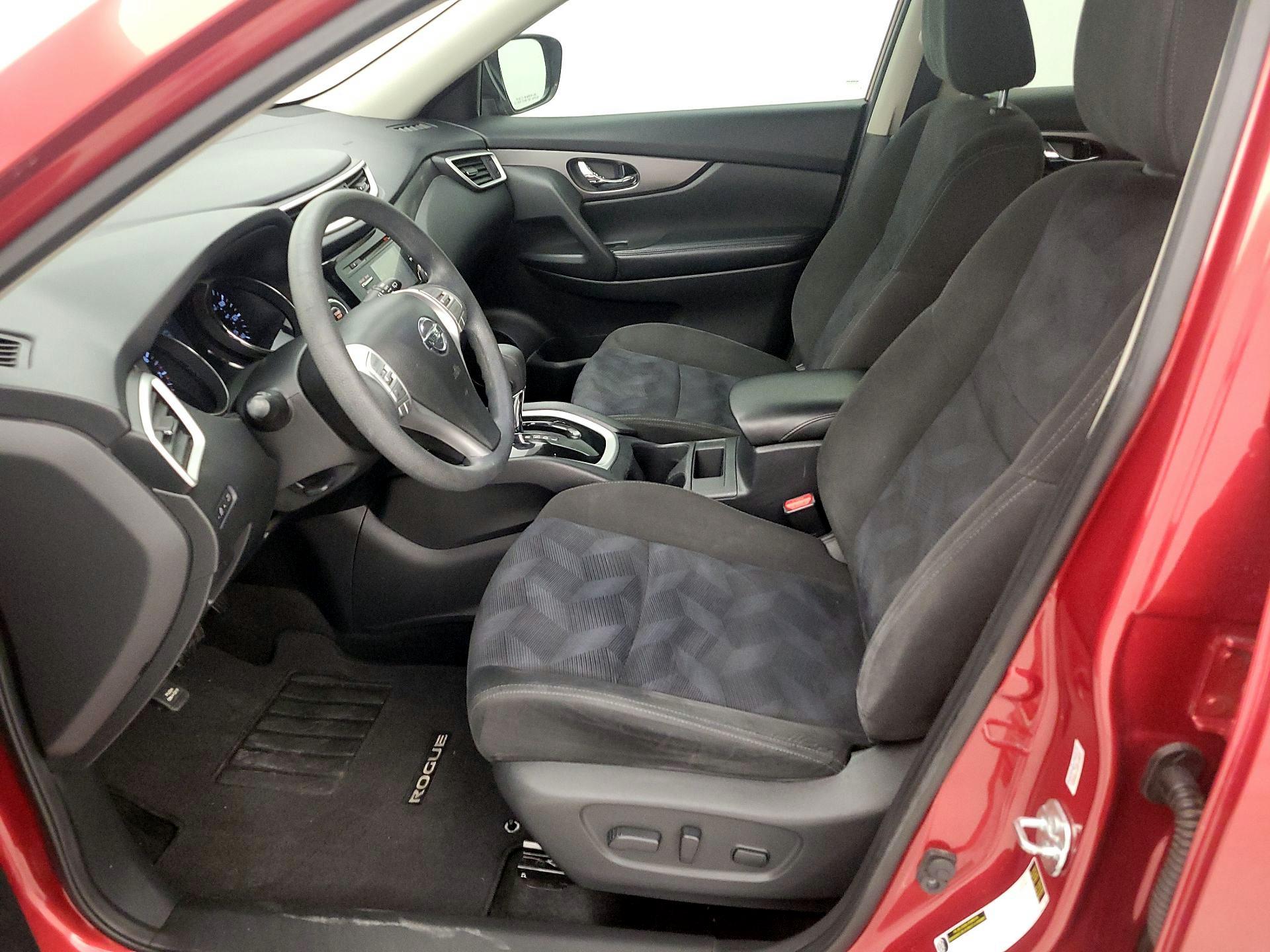 Thumbnail: 2016 Nissan Rogue - 11