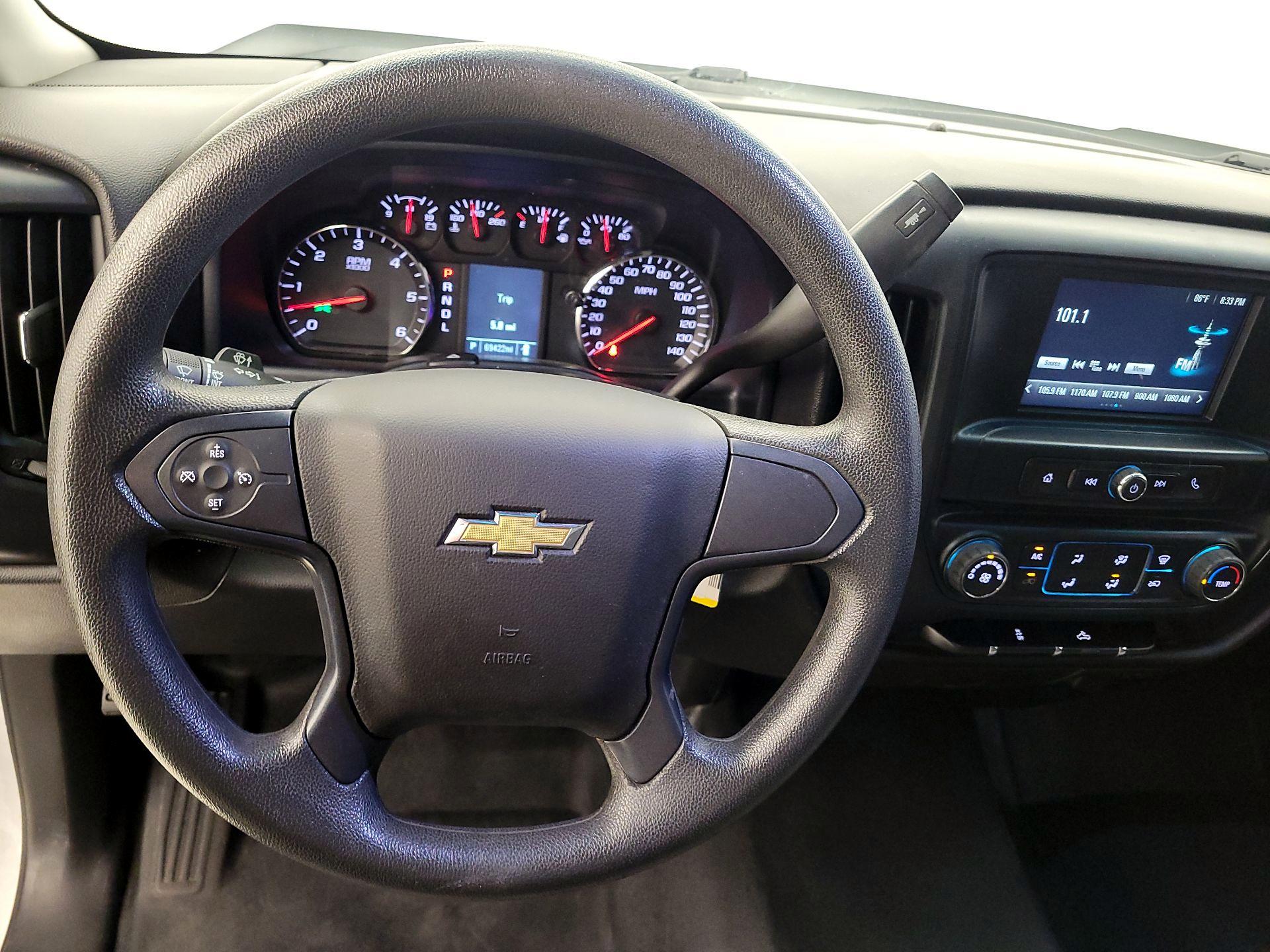 Thumbnail: 2018 Chevrolet Silverado 1500 - 10