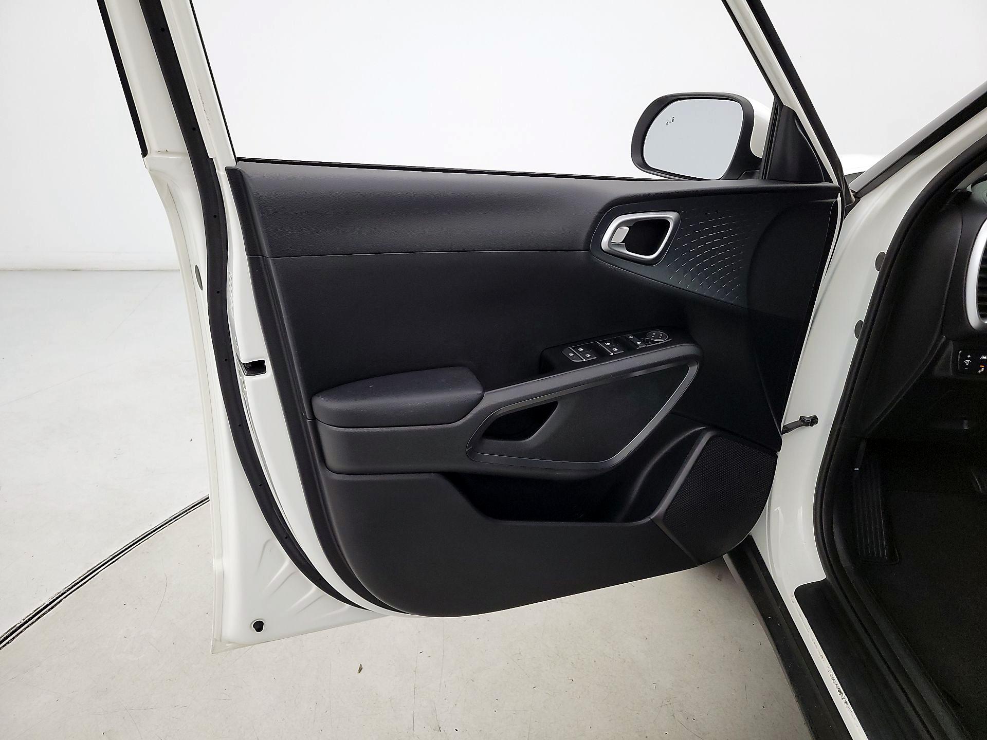Thumbnail: 2021 Kia Soul - 12