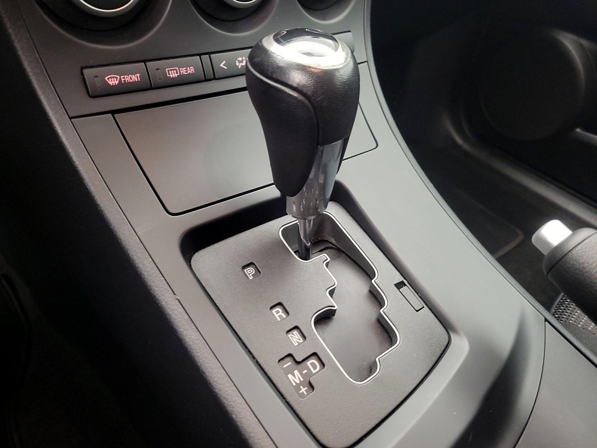 Thumbnail: 2013 Mazda Mazda3 - 15