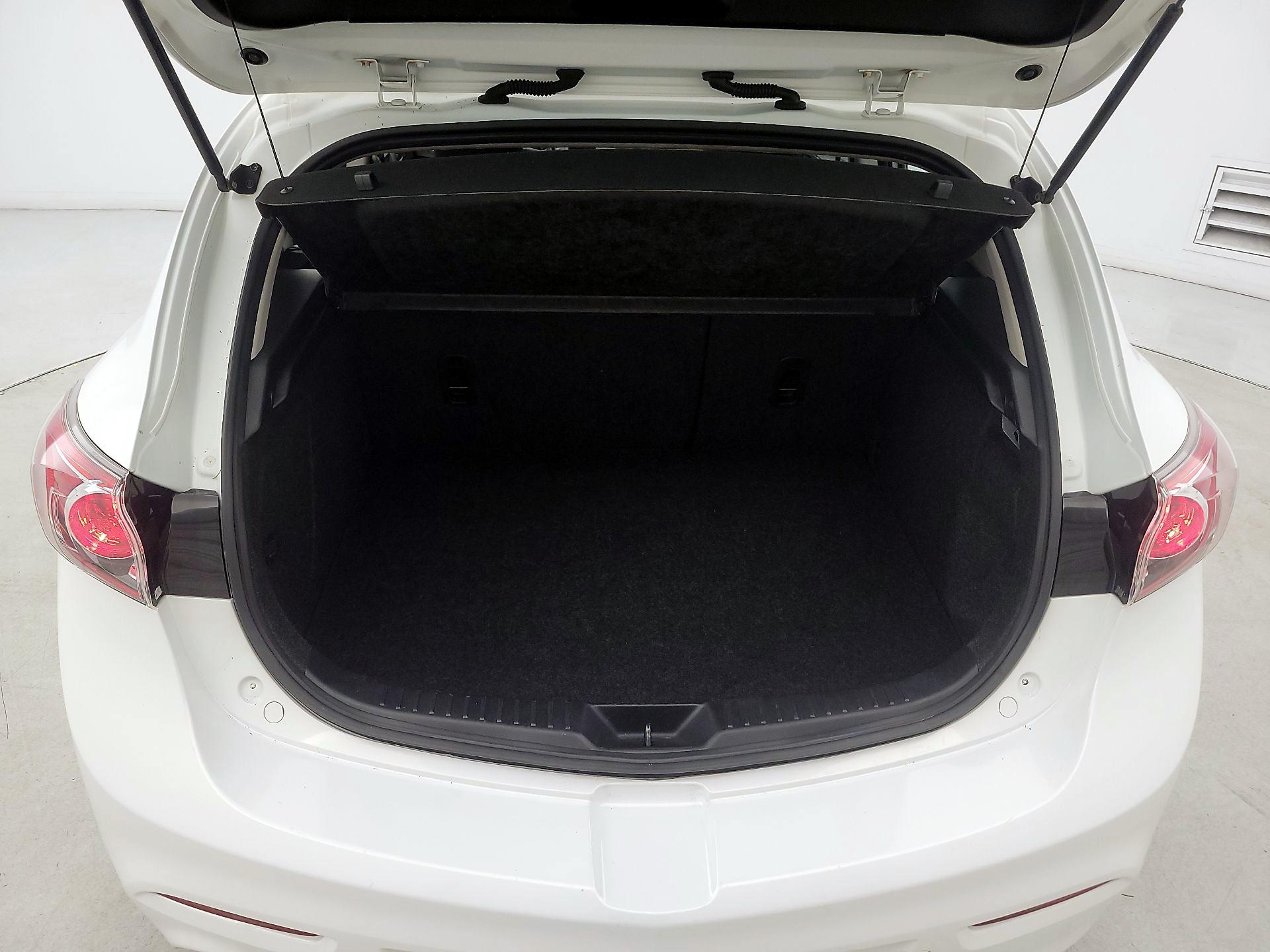 Thumbnail: 2013 Mazda Mazda3 - 17