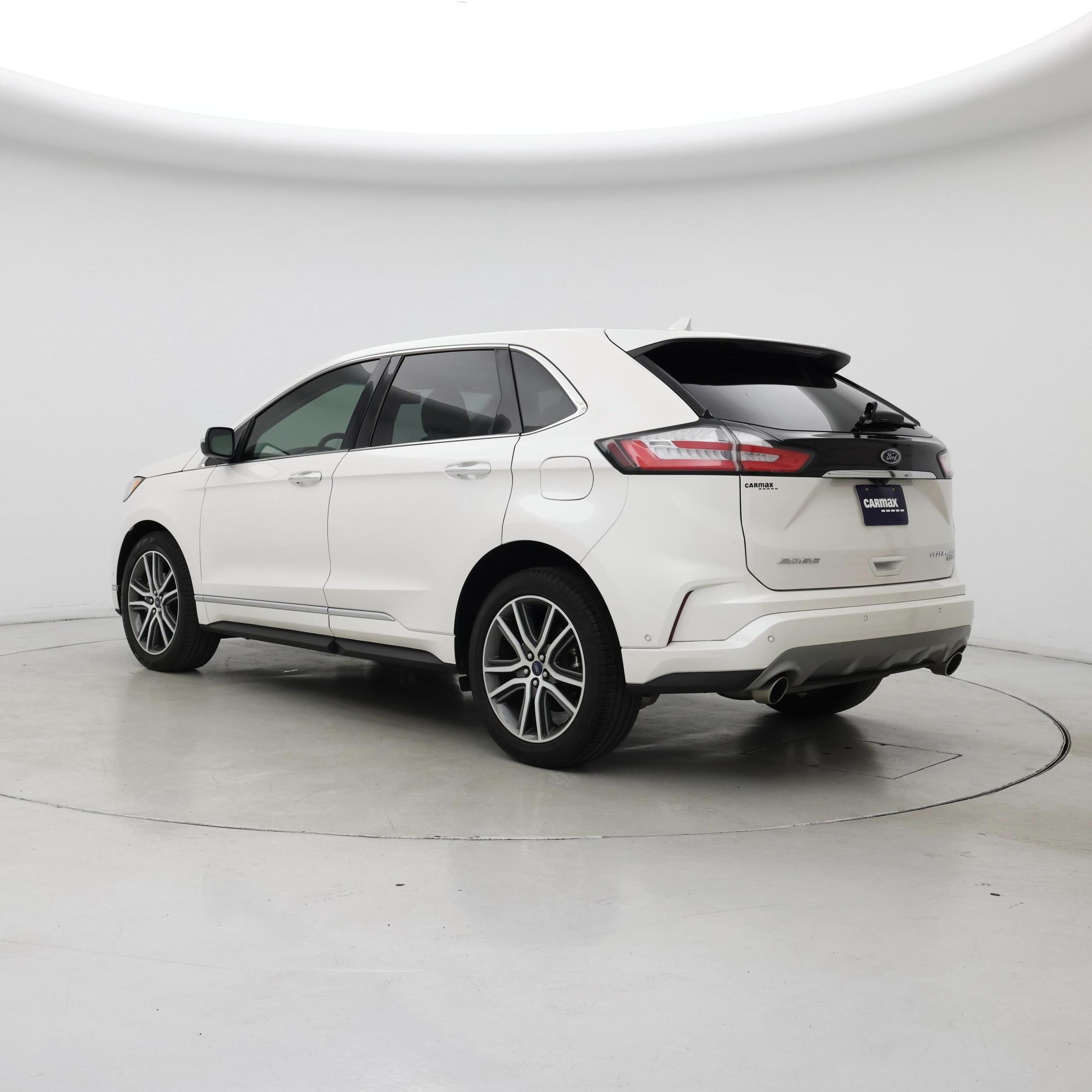 Thumbnail: 2019 Ford Edge - 2