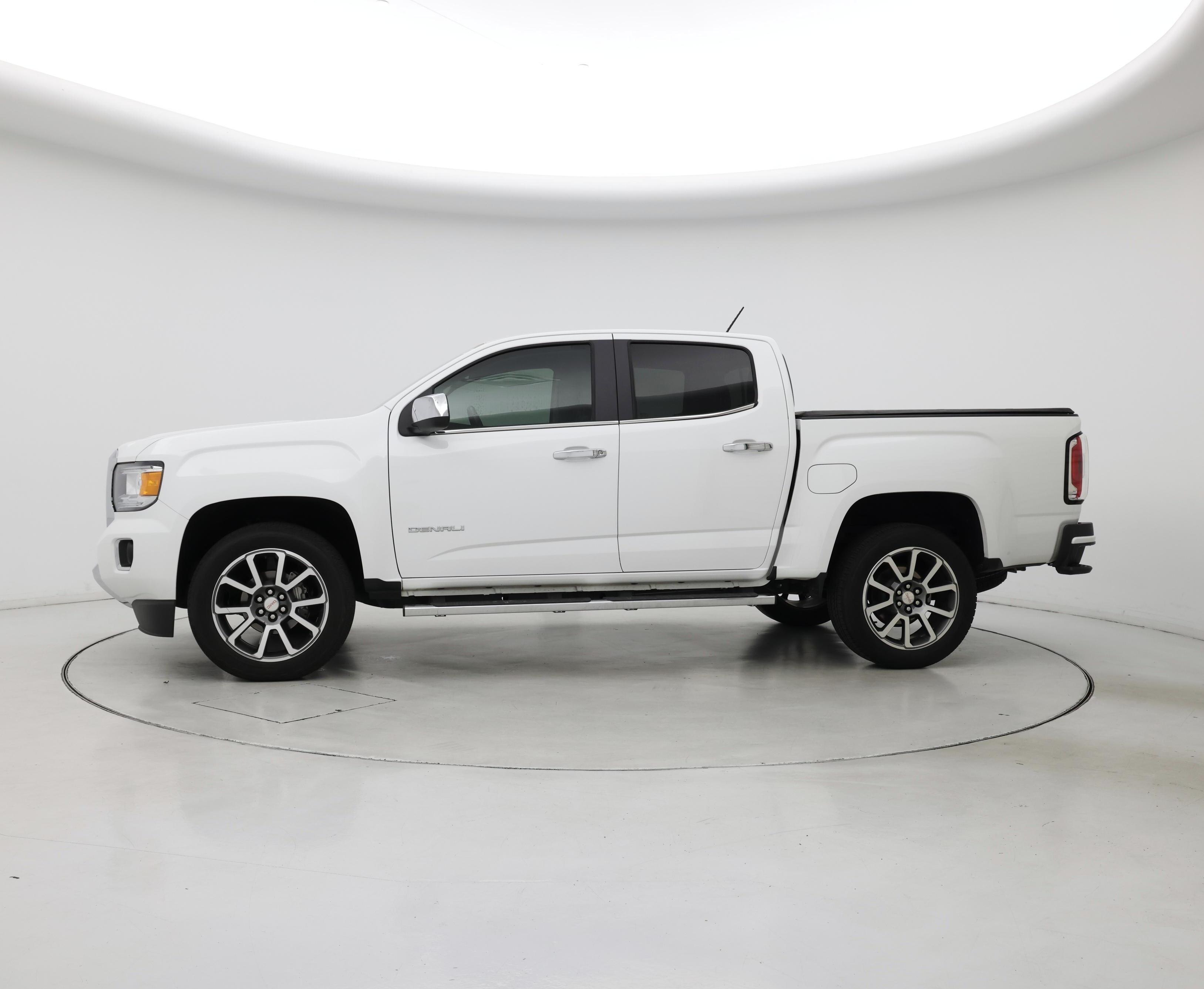 Thumbnail: 2020 GMC Canyon - 3