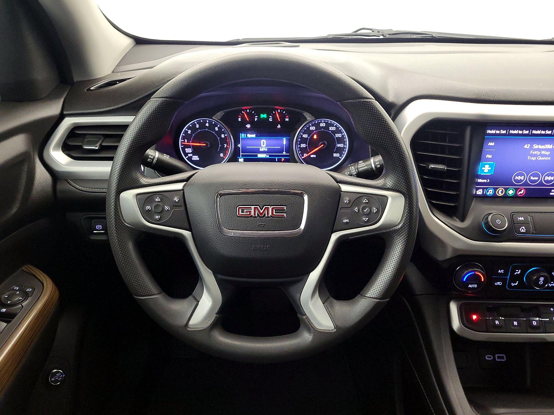Thumbnail: 2022 GMC Acadia - 10