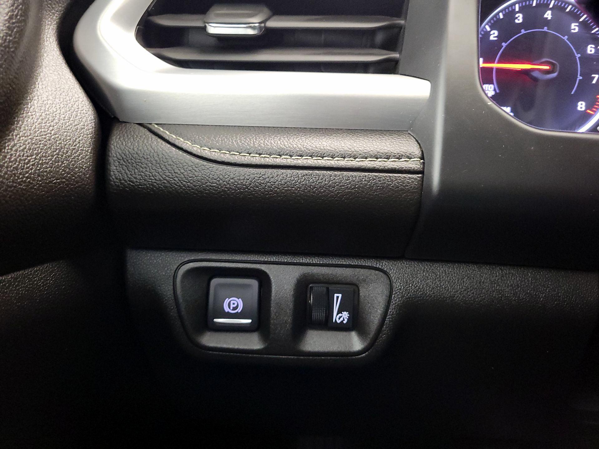Thumbnail: 2022 GMC Acadia - 13