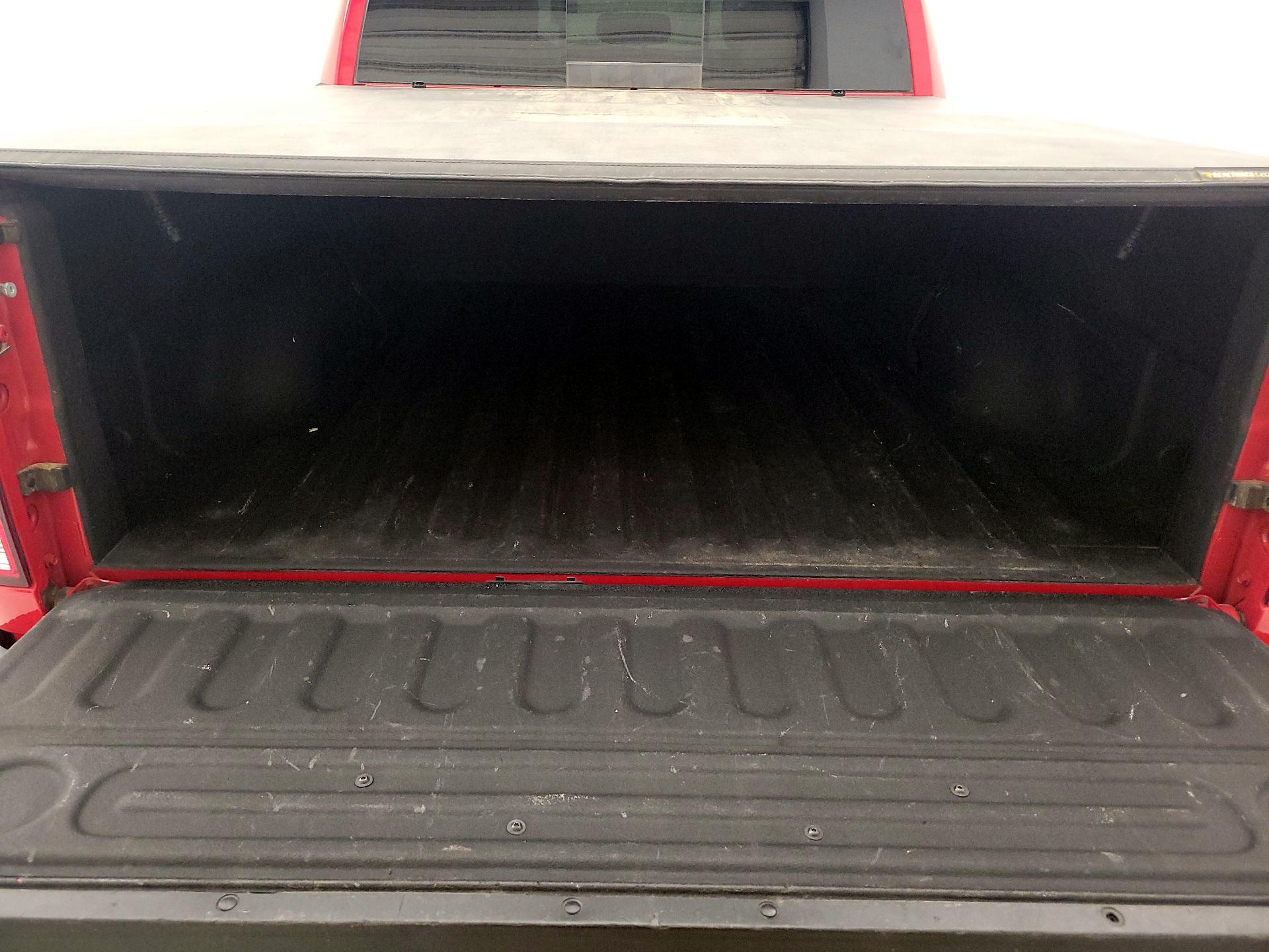 Thumbnail: 2019 RAM 1500 Classic - 20