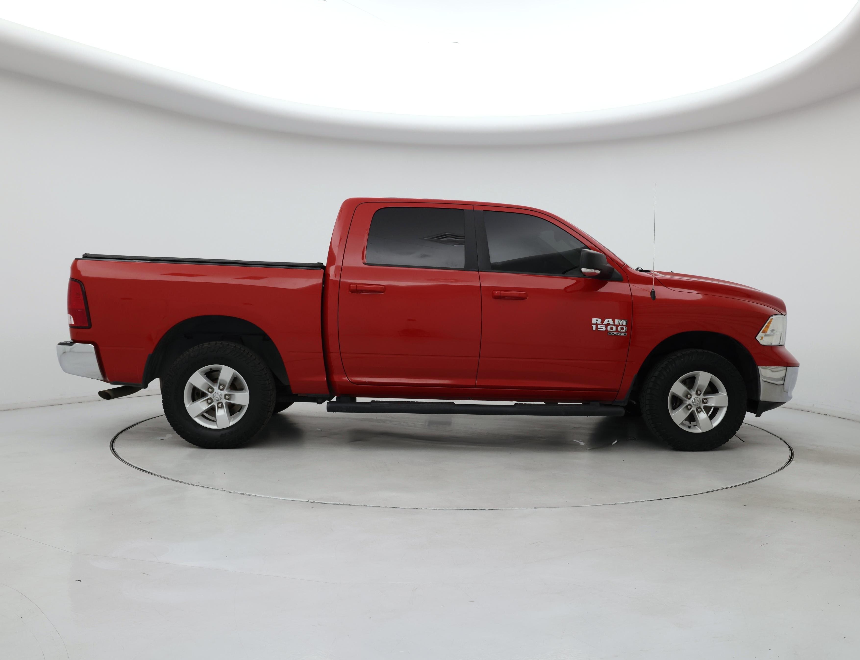 Thumbnail: 2019 RAM 1500 Classic - 7