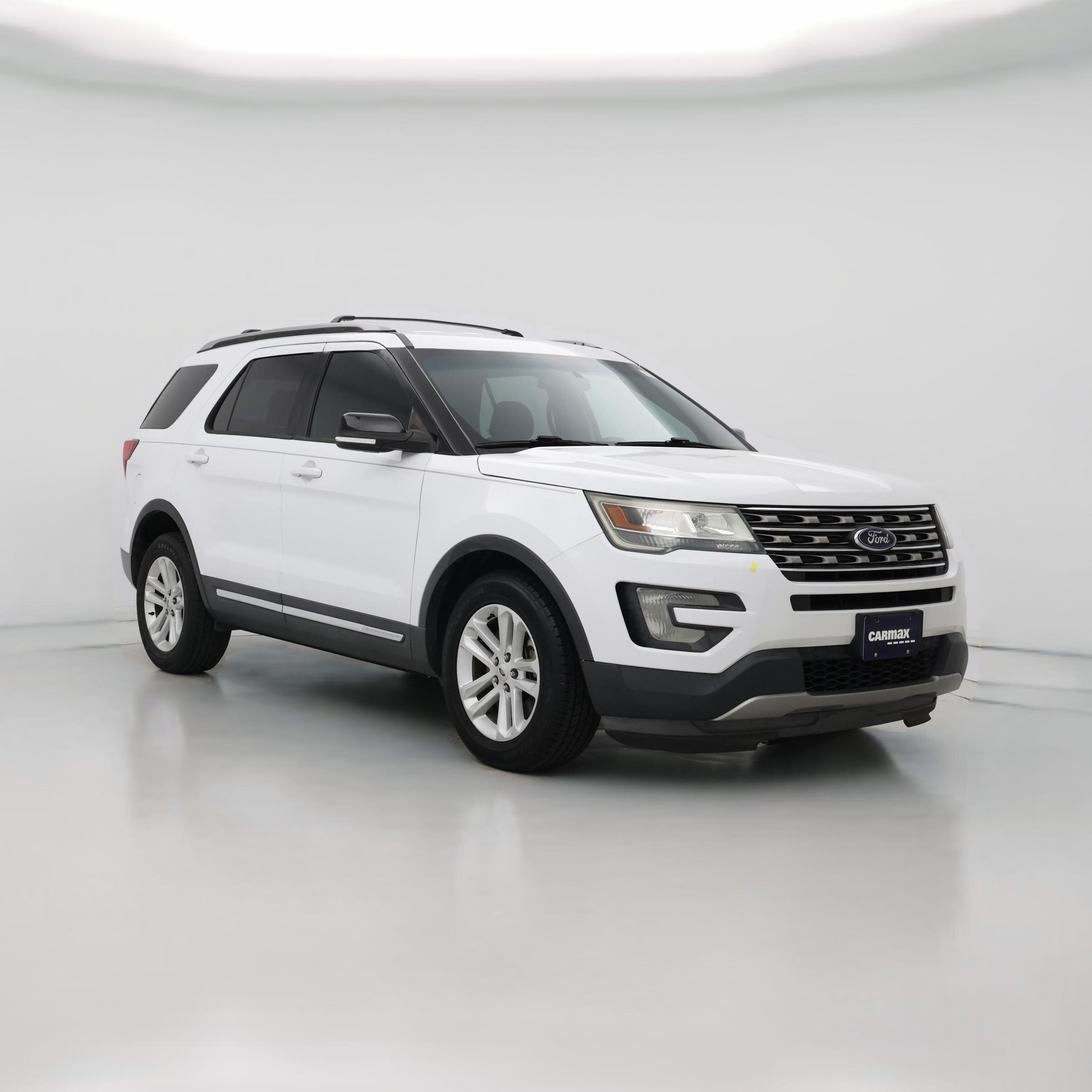 Thumbnail: 2016 Ford Explorer - 1