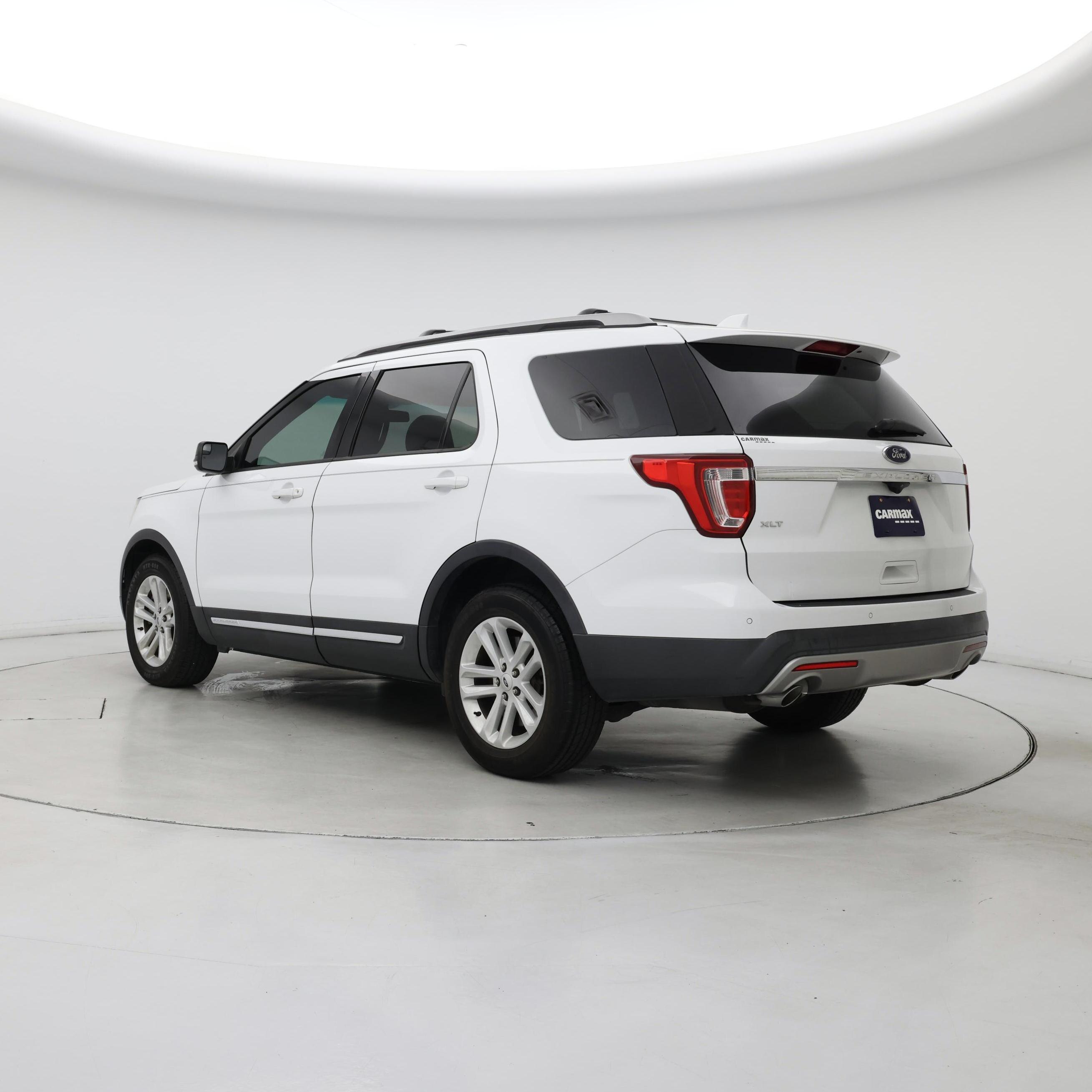Thumbnail: 2016 Ford Explorer - 2