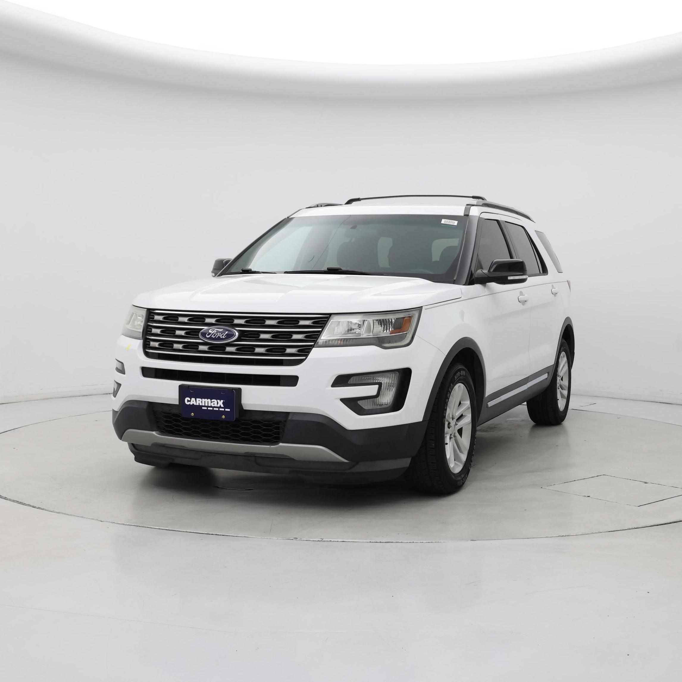 Thumbnail: 2016 Ford Explorer - 4