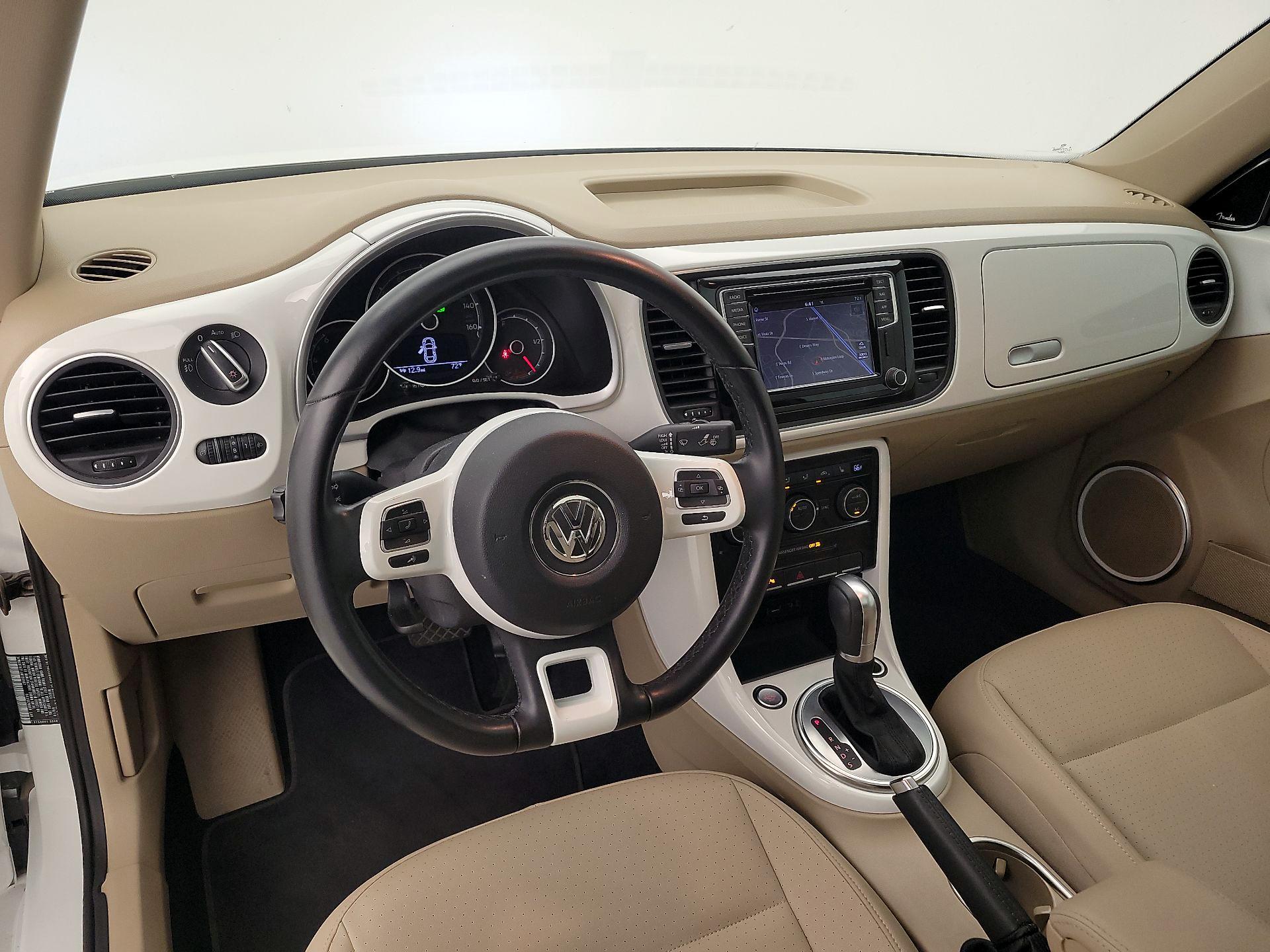 Thumbnail: 2018 Volkswagen Beetle - 9
