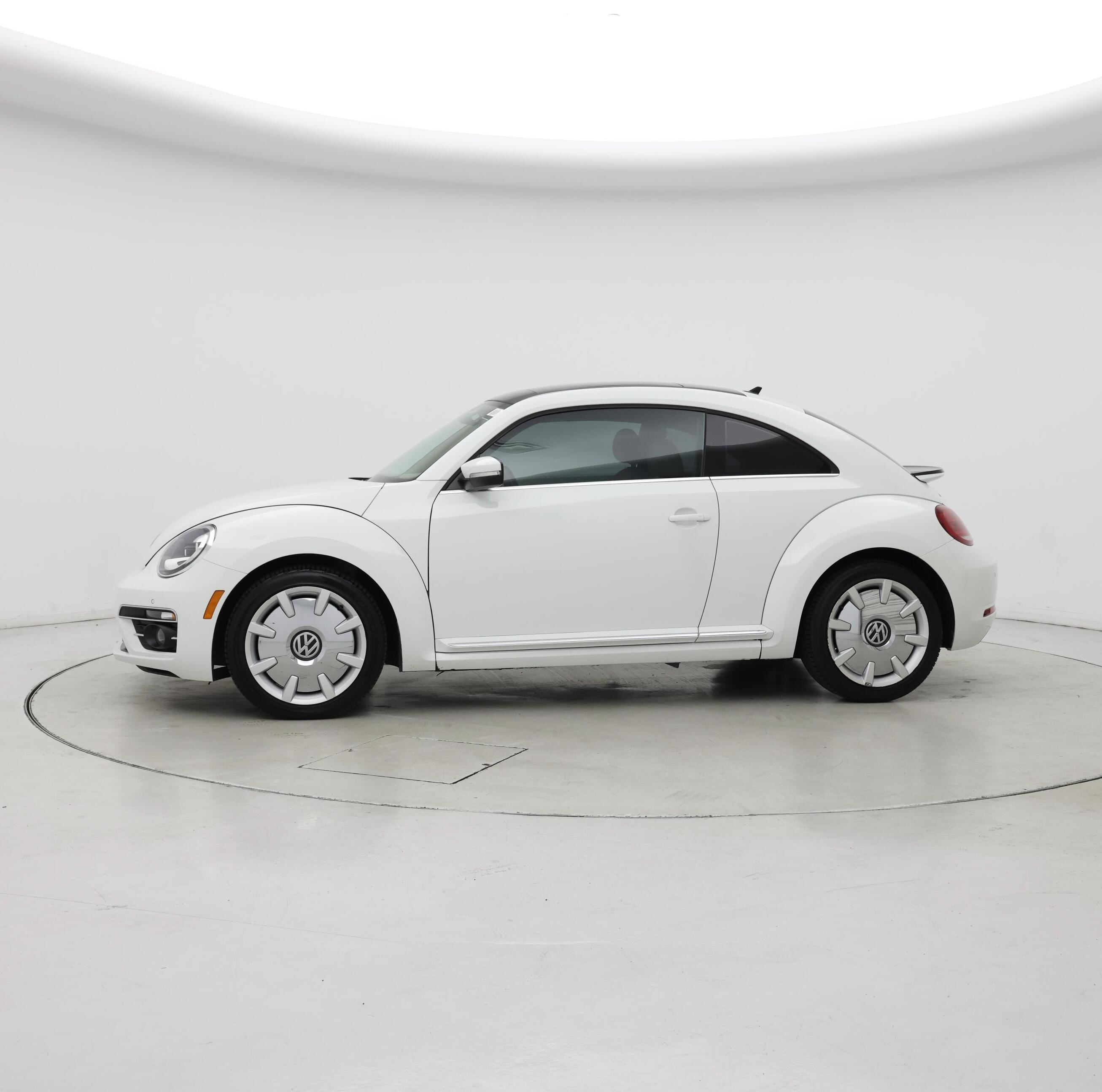 Thumbnail: 2018 Volkswagen Beetle - 3