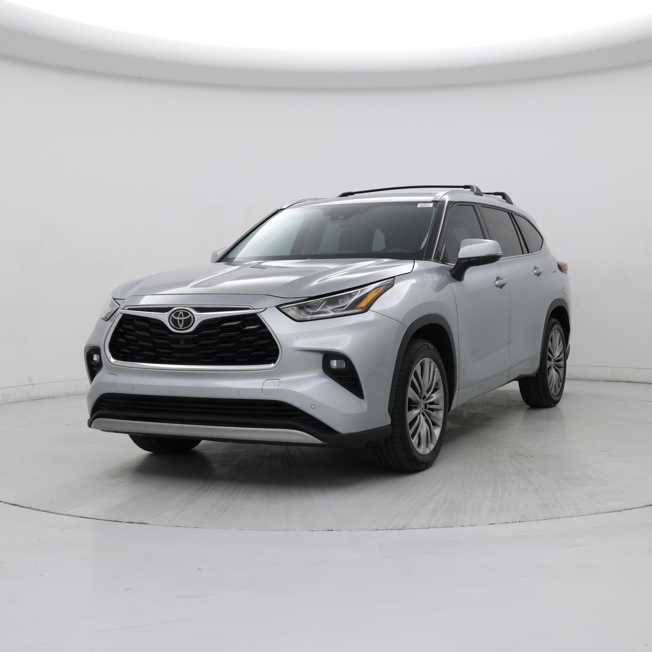 Thumbnail: 2021 Toyota Highlander - 4