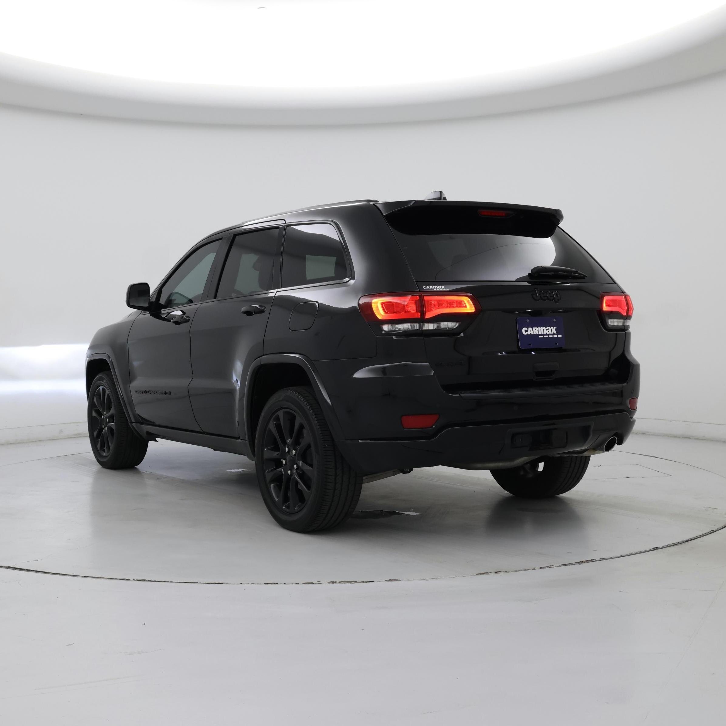 Thumbnail: 2022 Jeep Grand Cherokee - 2