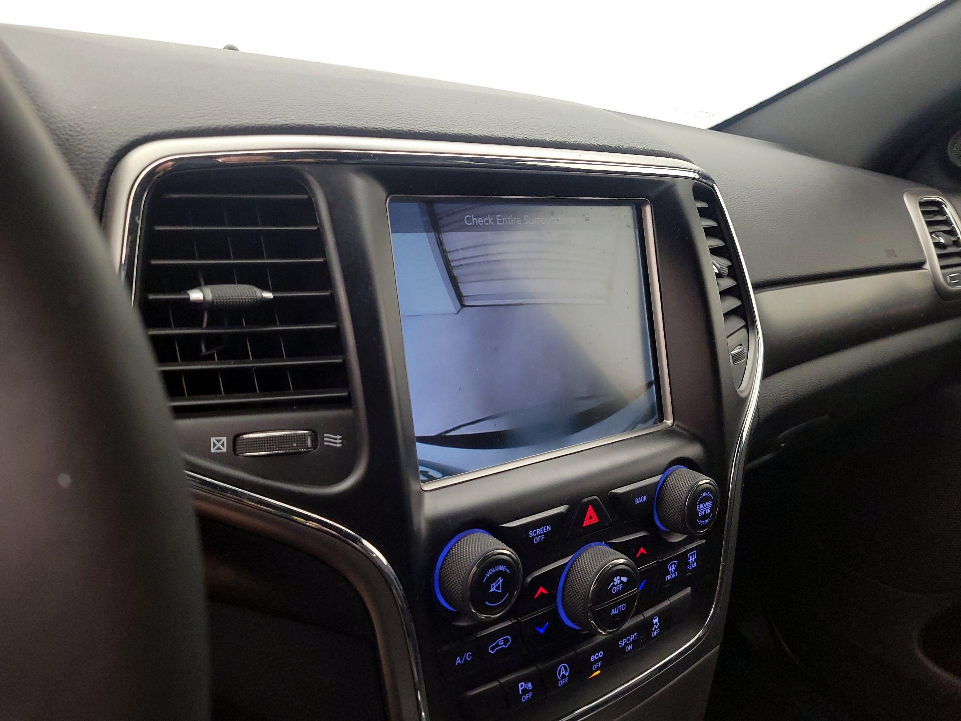 Thumbnail: 2017 Jeep Grand Cherokee - 14