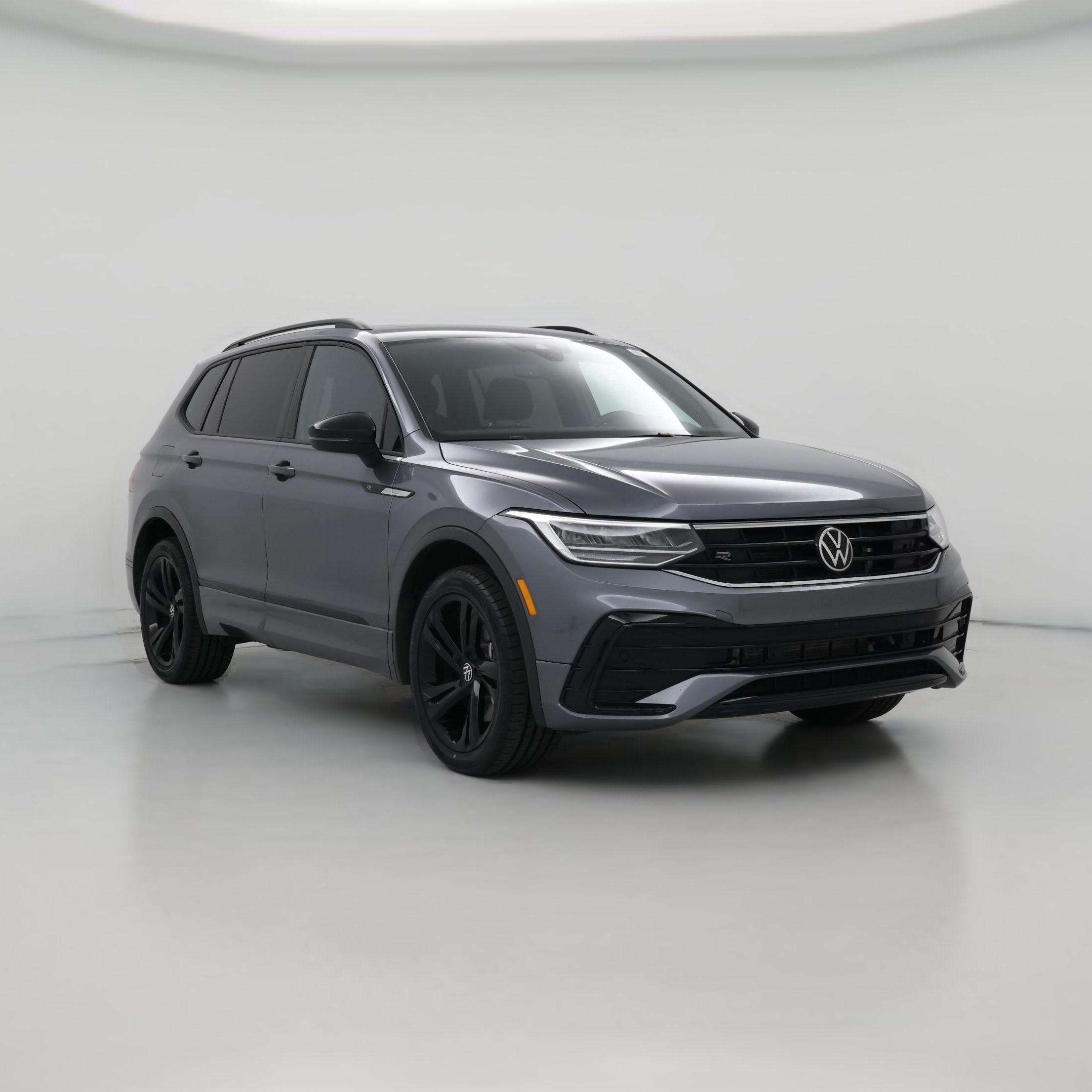 Thumbnail: 2023 Volkswagen Tiguan - 1