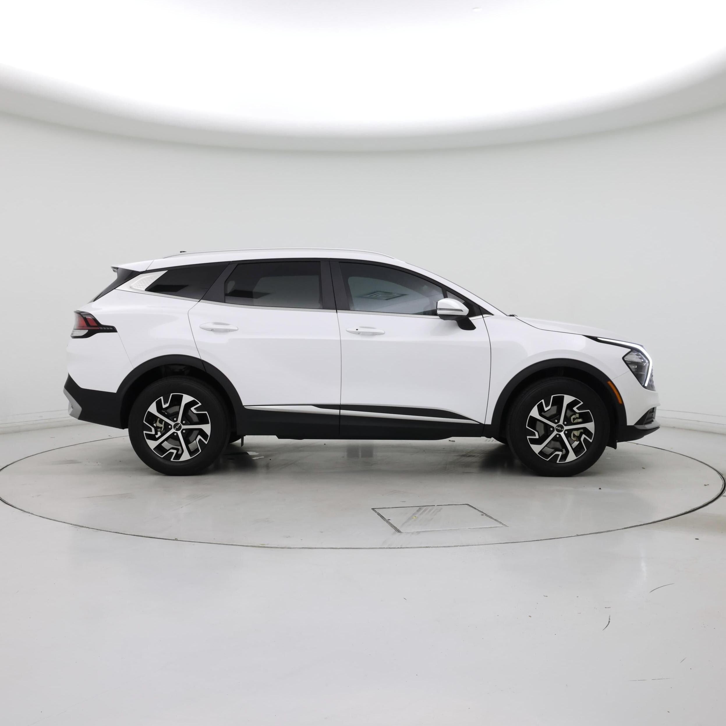 Thumbnail: 2023 Kia Sportage - 7