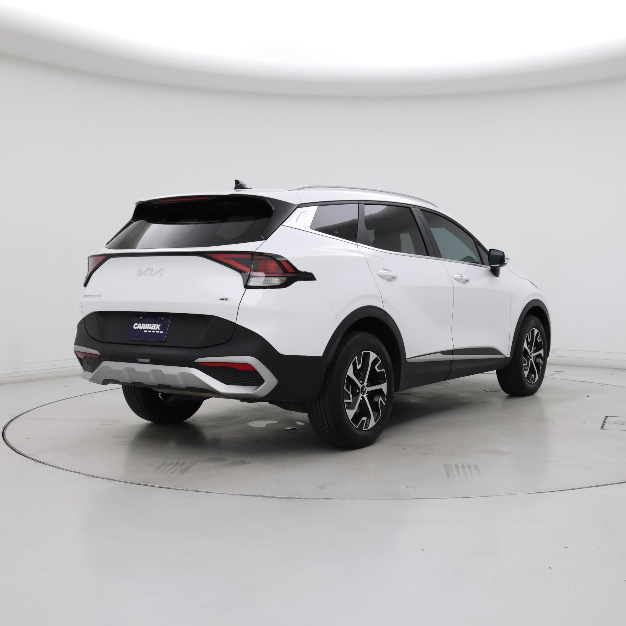 Thumbnail: 2023 Kia Sportage - 8