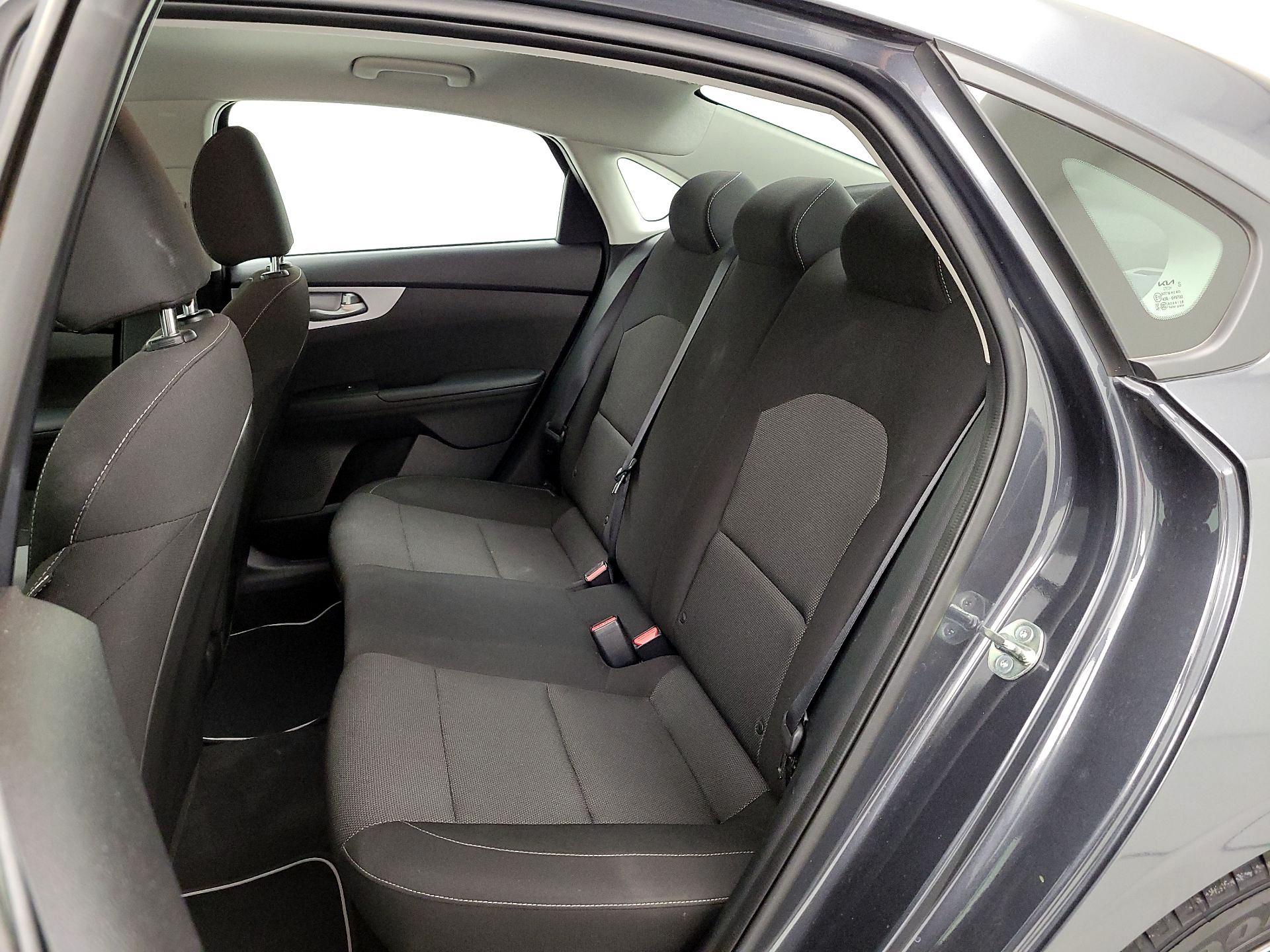 Thumbnail: 2024 Kia Forte - 19