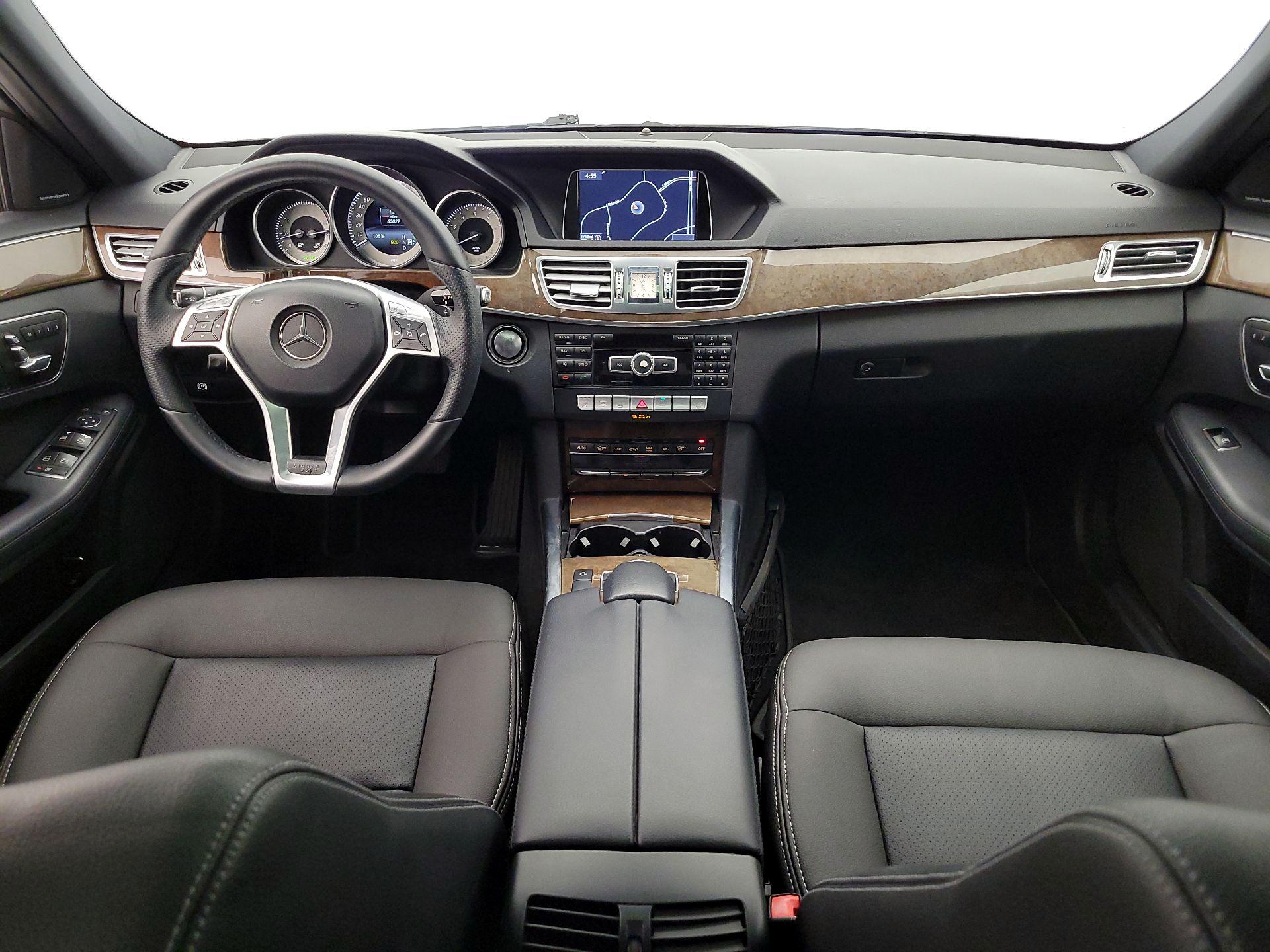 Thumbnail: 2014 Mercedes-Benz E-Class - 9