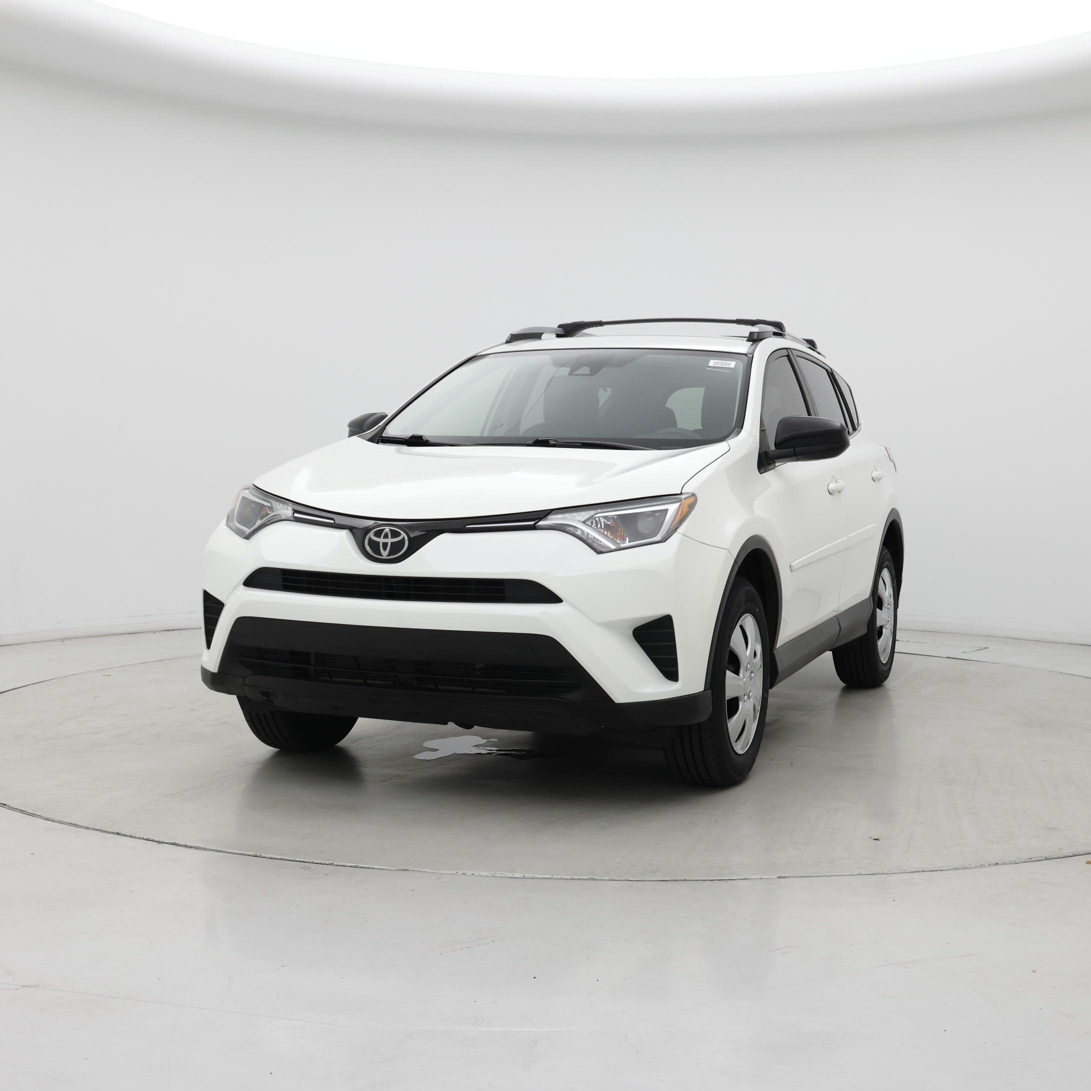Thumbnail: 2017 Toyota RAV4 - 4