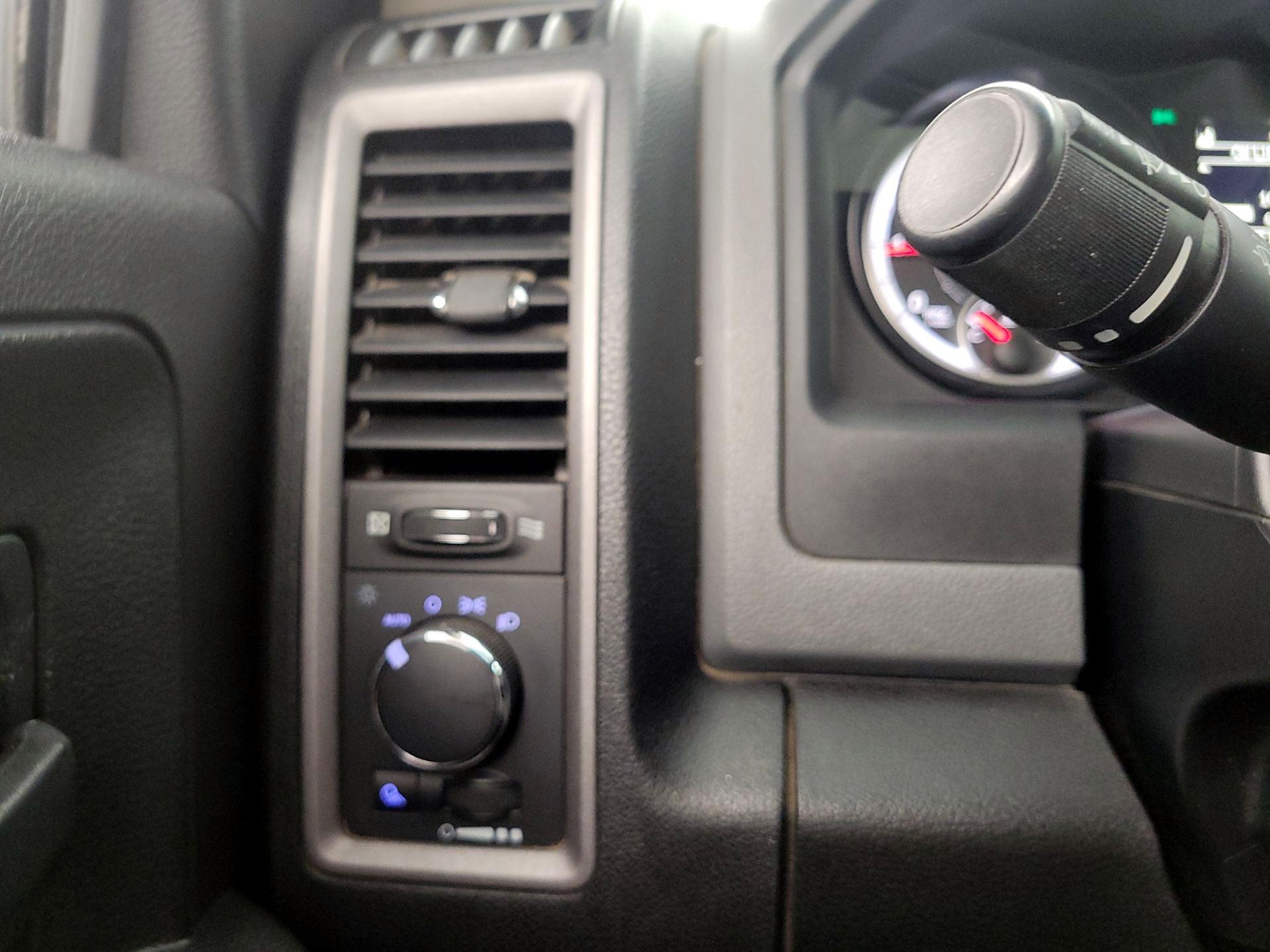 Thumbnail: 2016 RAM 1500 - 13