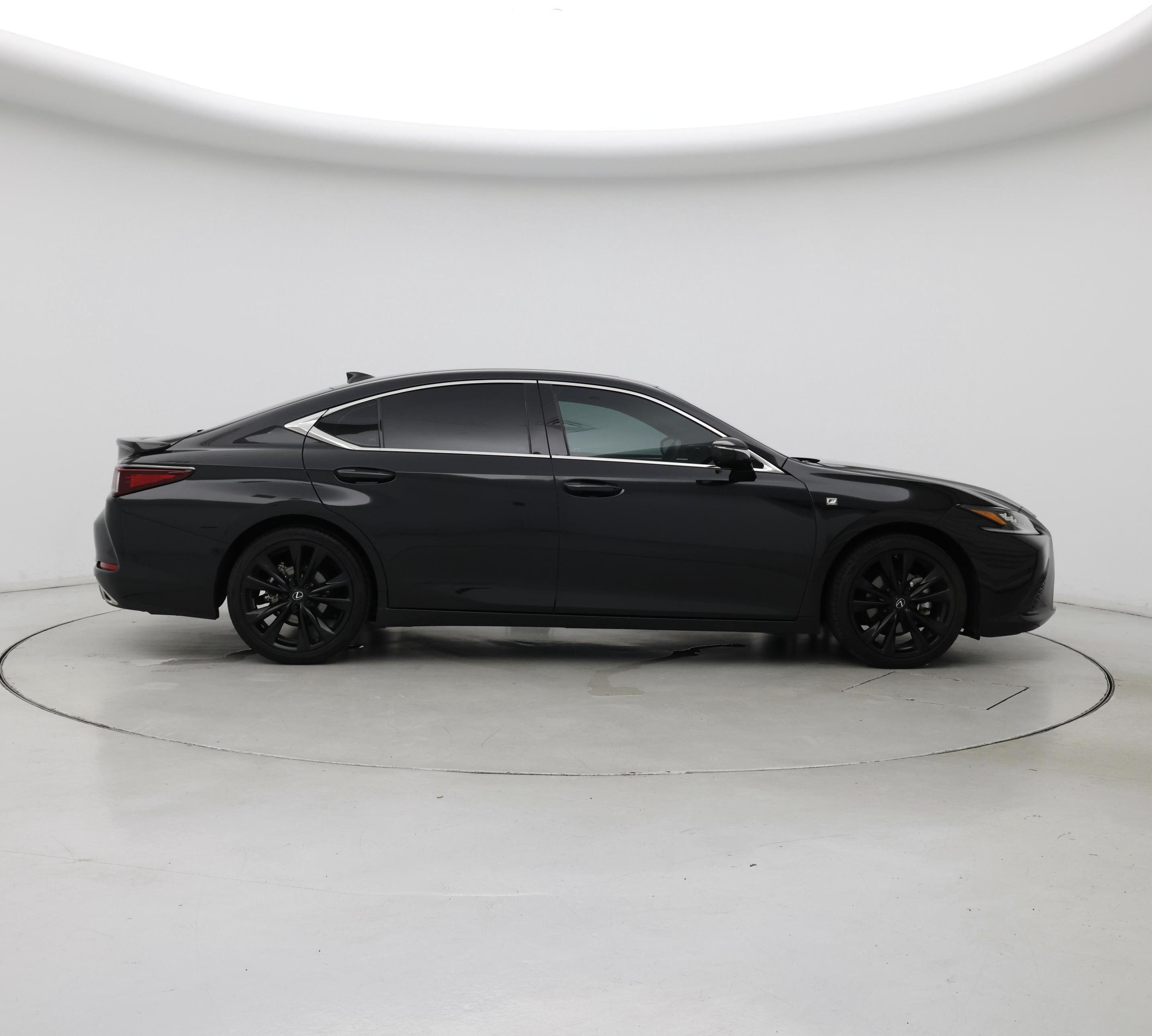 Thumbnail: 2022 Lexus ES - 7